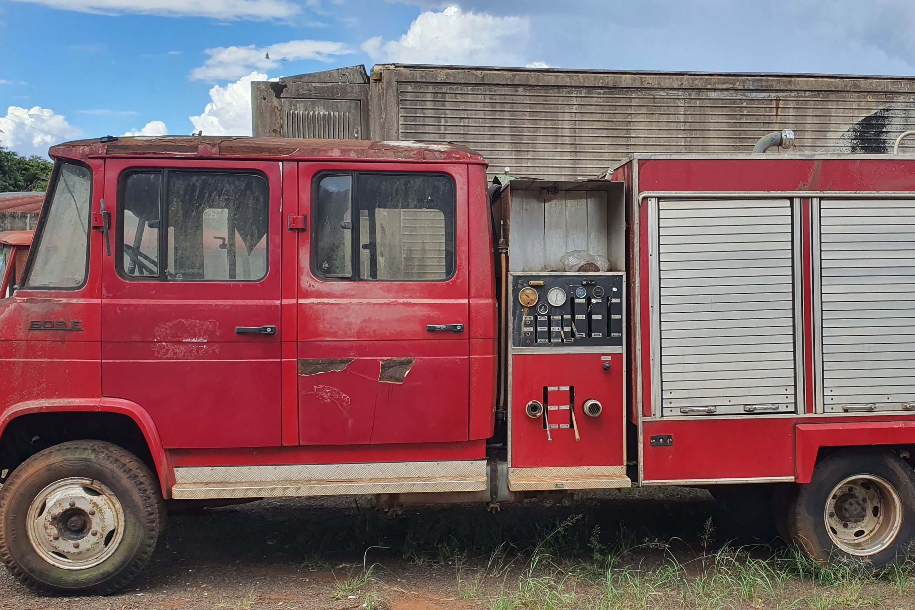 Governo do Paraná realiza leilão de veículos em Cascavel; visitação começa nesta semana.