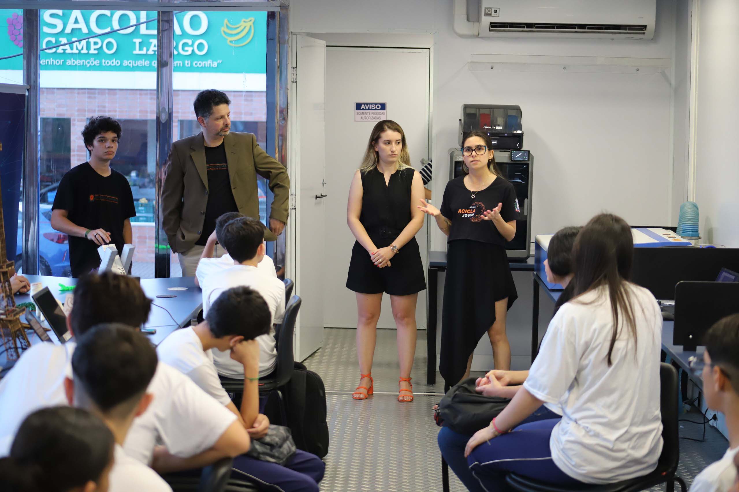Carreta da Inovação leva ações e serviços a Rio Negro e  Umuarama