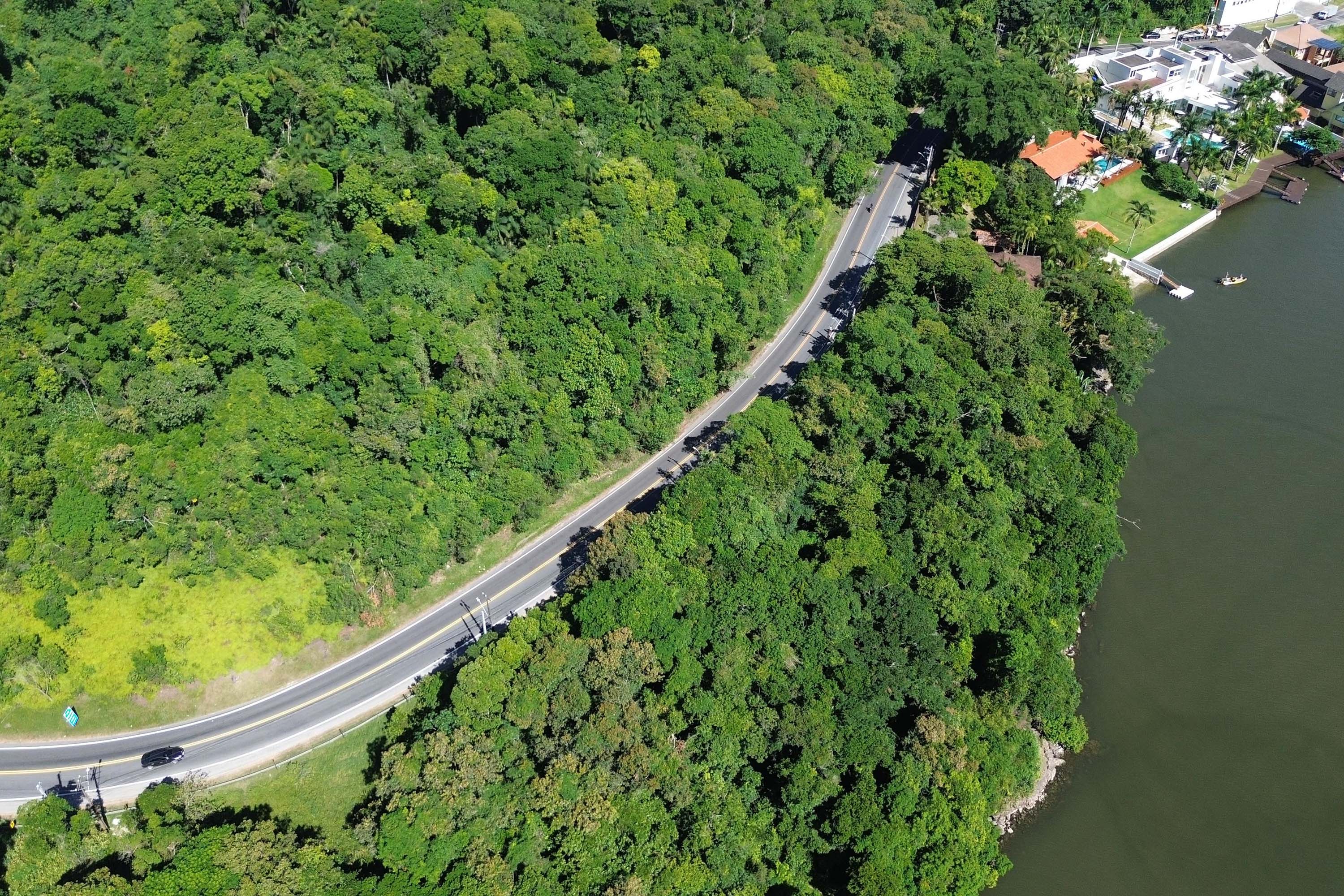 DER PR-807 em Guaratuba