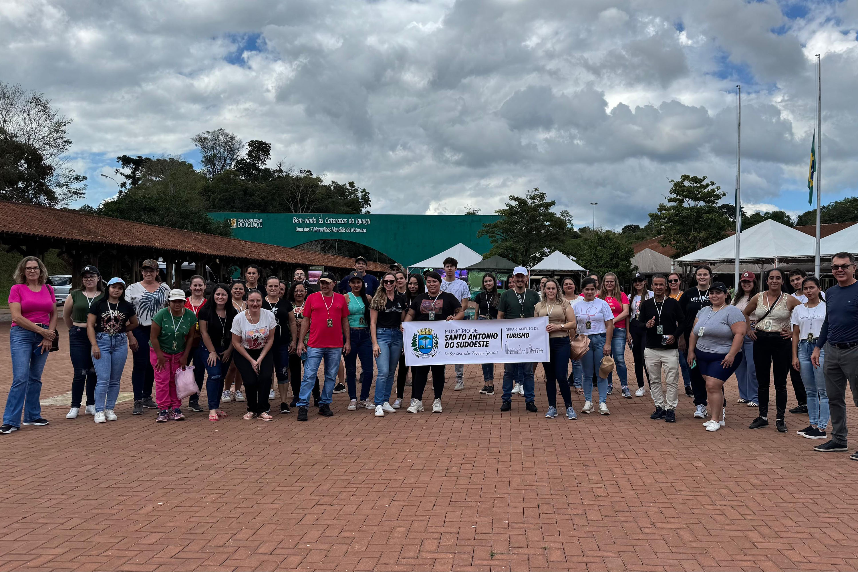 Paraná + Viagem: trabalhadores de indústrias têxteis fazem passeio gratuito pelo programa