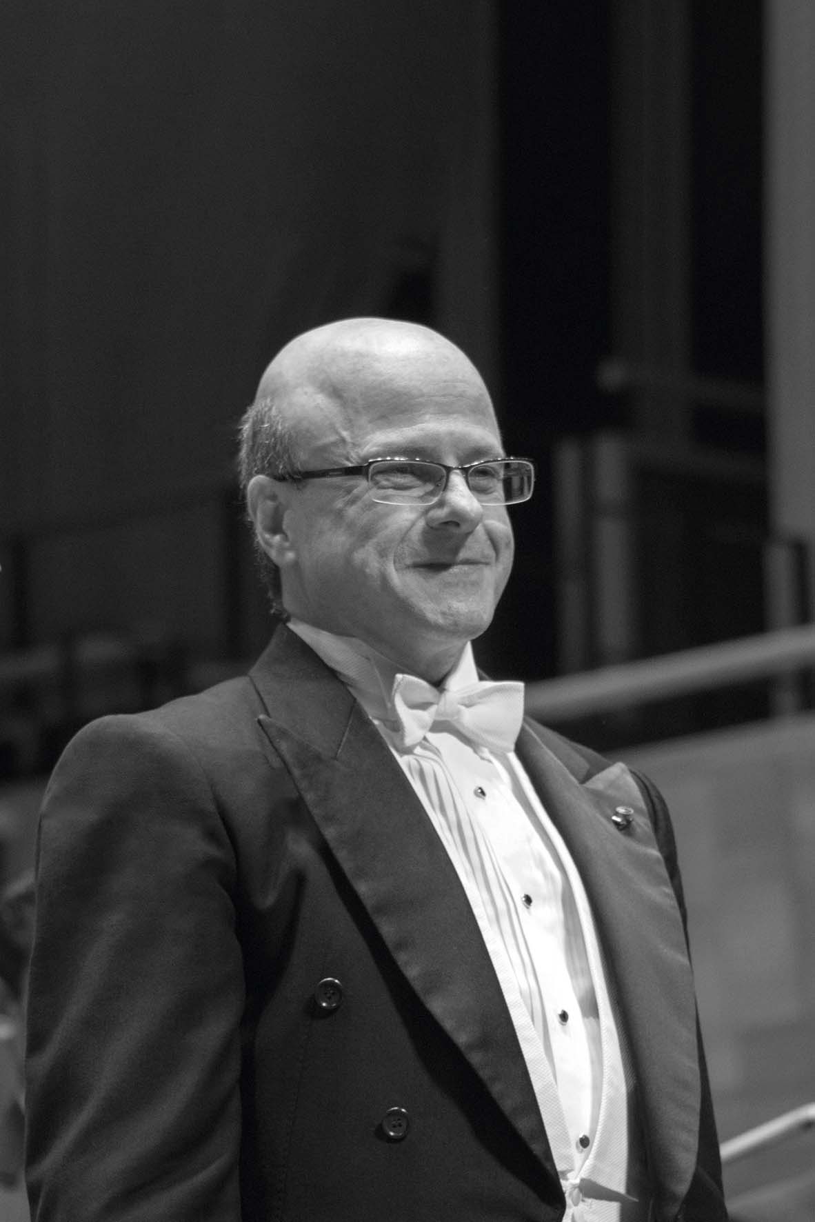 Desde 2022, a orquestra é liderada pelo maestro Roberto Tibiriçá, que já vinha atuando pela orquestra por 18 anos como regente convidado.