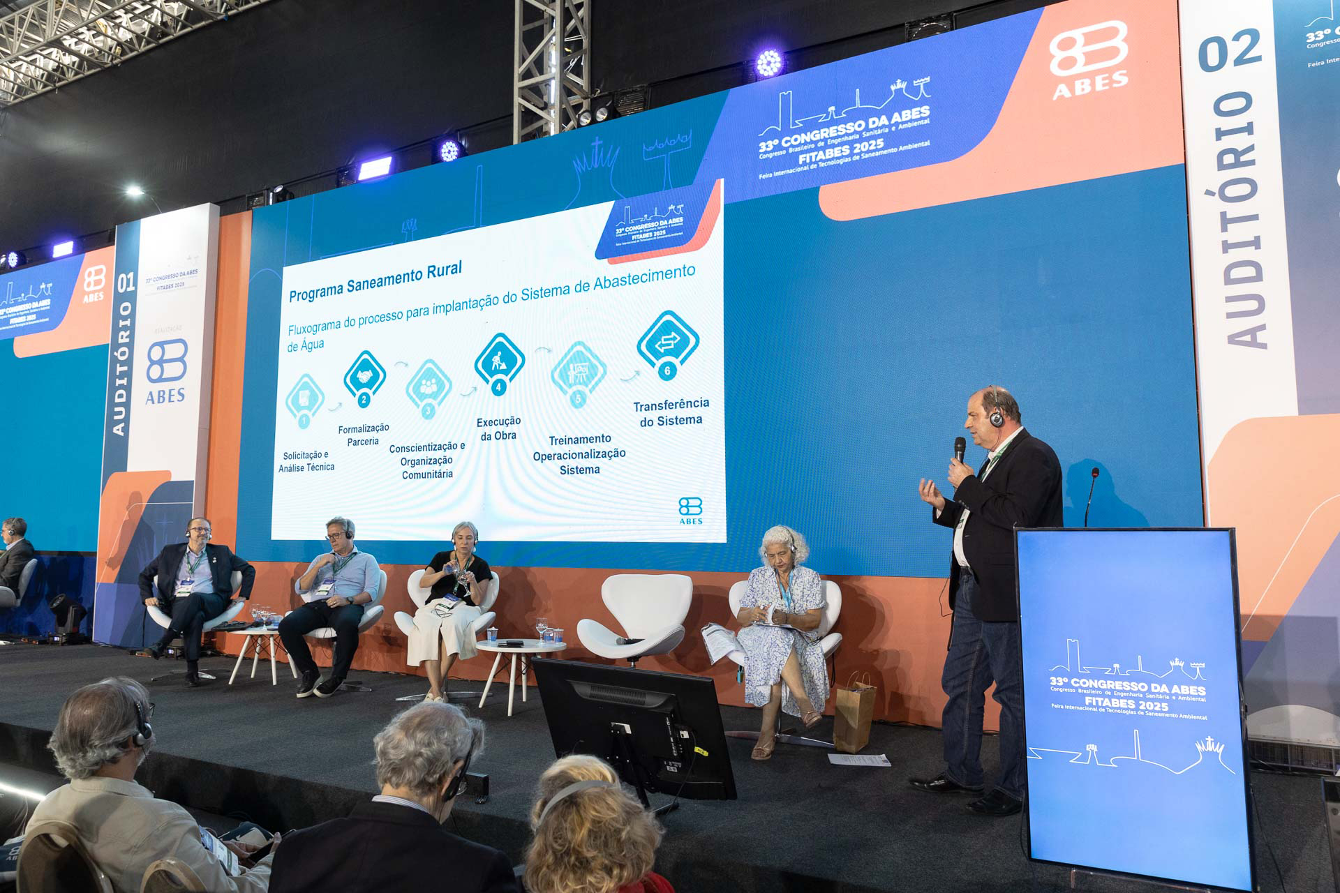 Diretor de Operações da Sanepar apresenta resultados do programa de Saneamento Rural do Paraná, que é diferenciado no país