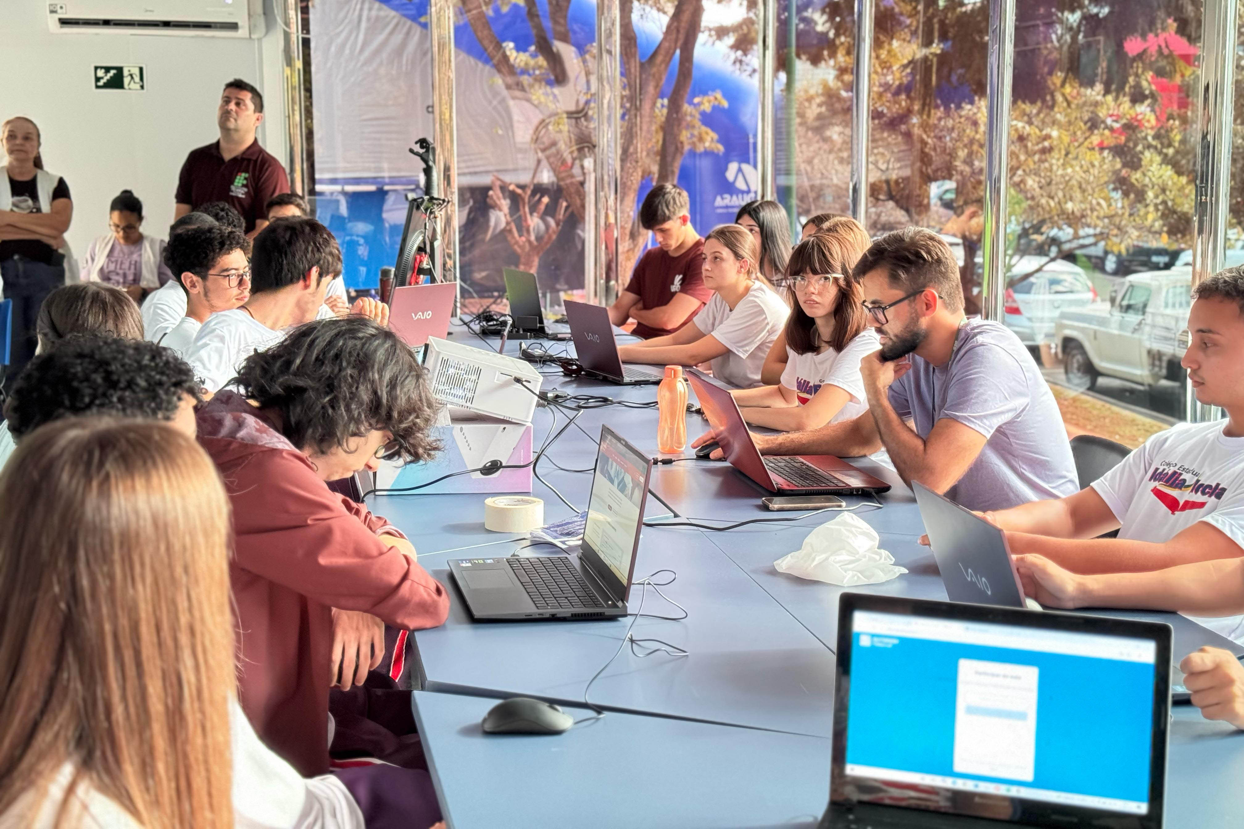 Carreta da Inovação atender nos municípios de Barbosa Ferraz e Maringá nesta semana