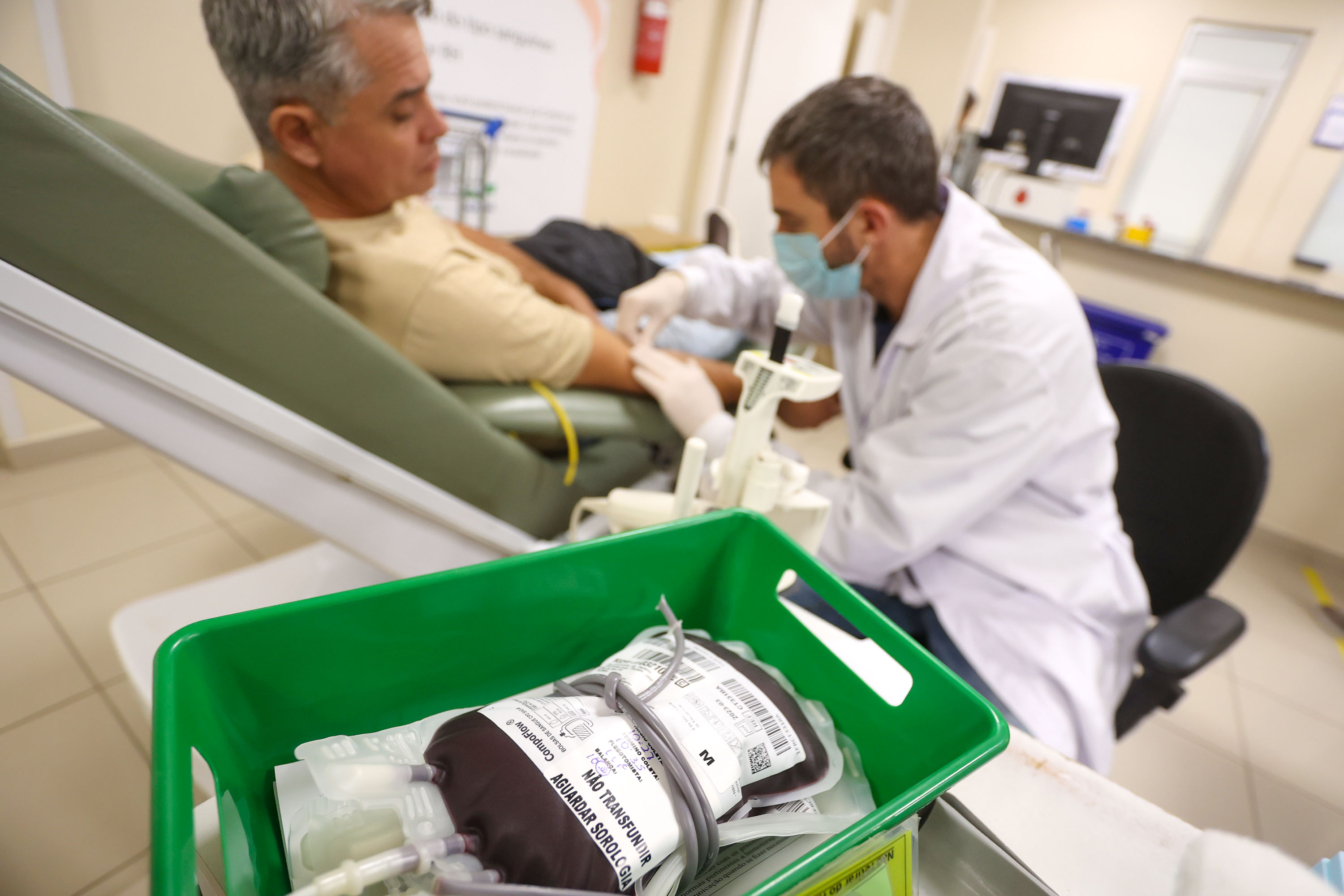 Hospital de Clínicas de Curitiba pede doações após estoque de sangue chegar a nível crítico