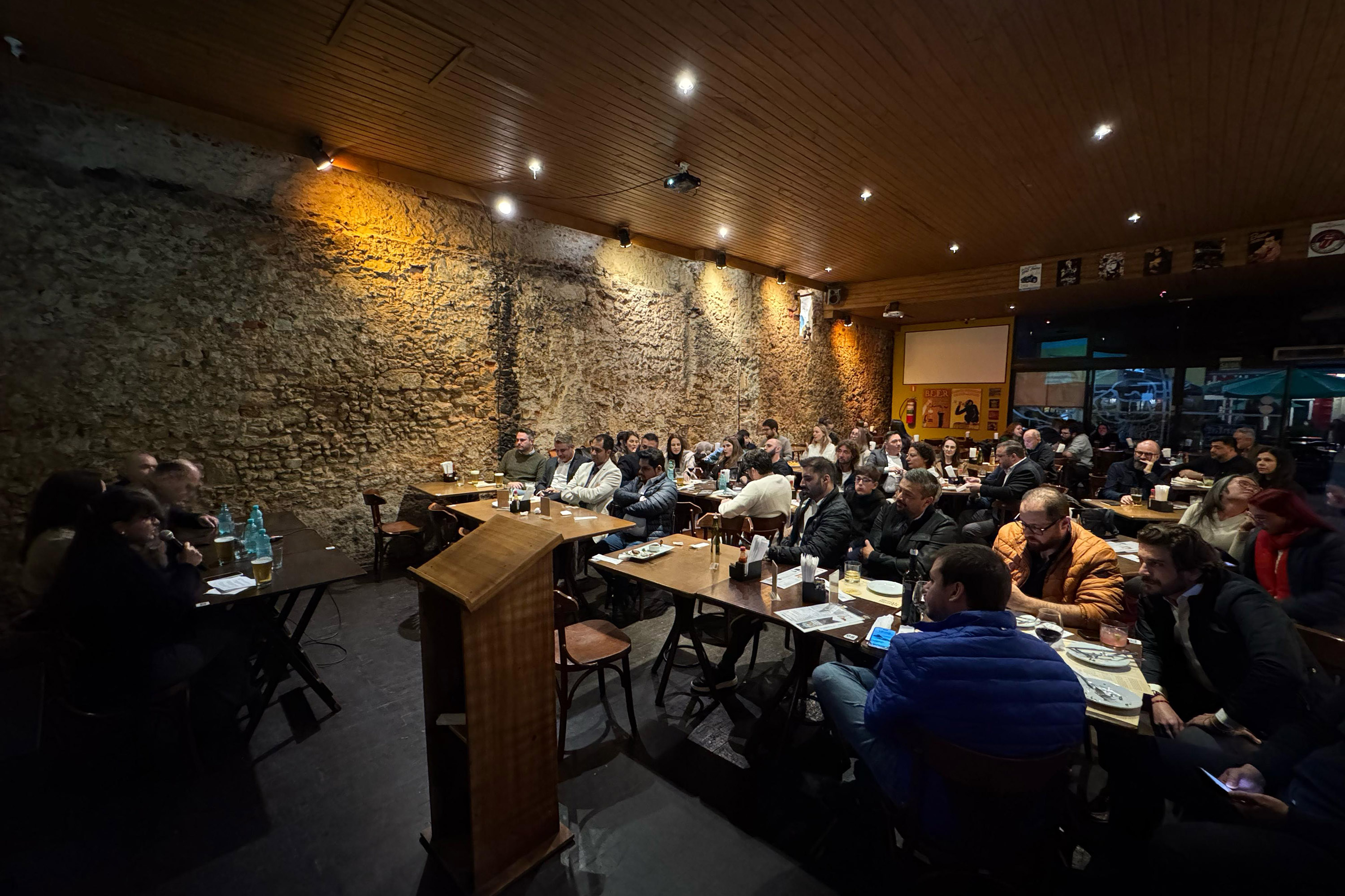 Bares do Paraná recebem festival de palestras sobre ciência e  inovação