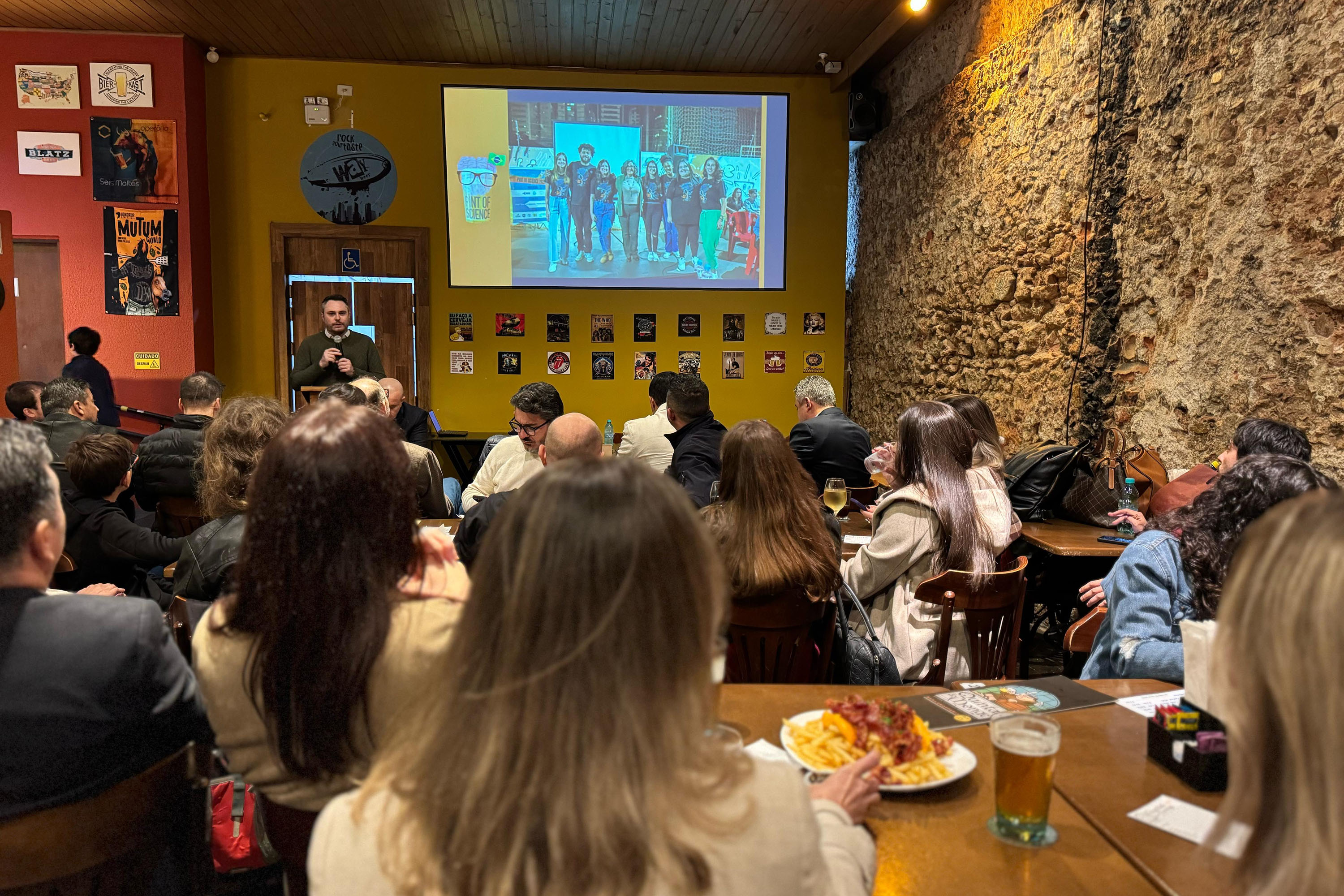 Bares do Paraná recebem festival de palestras sobre ciência e  inovação