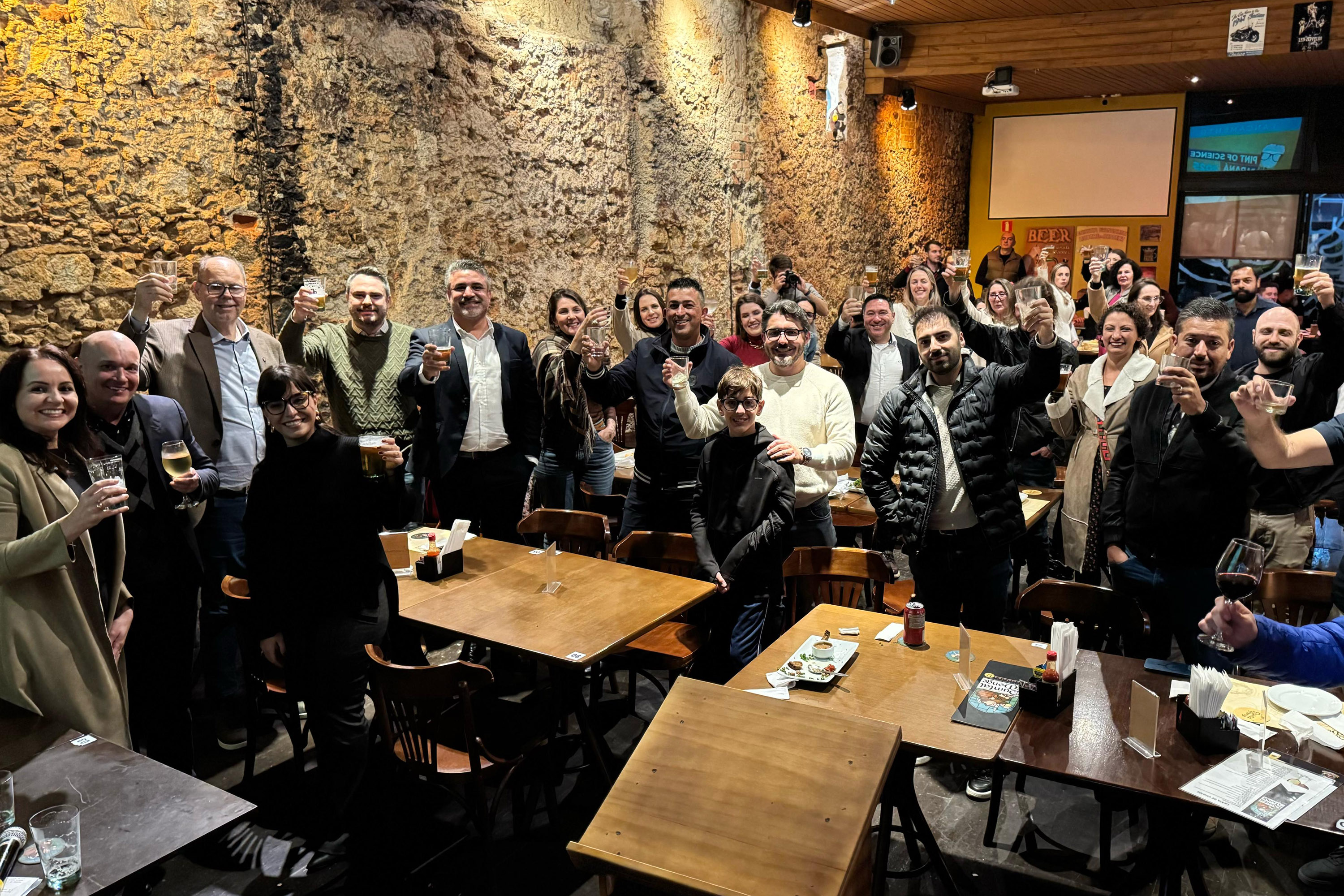 Bares do Paraná recebem festival de palestras sobre ciência e  inovação