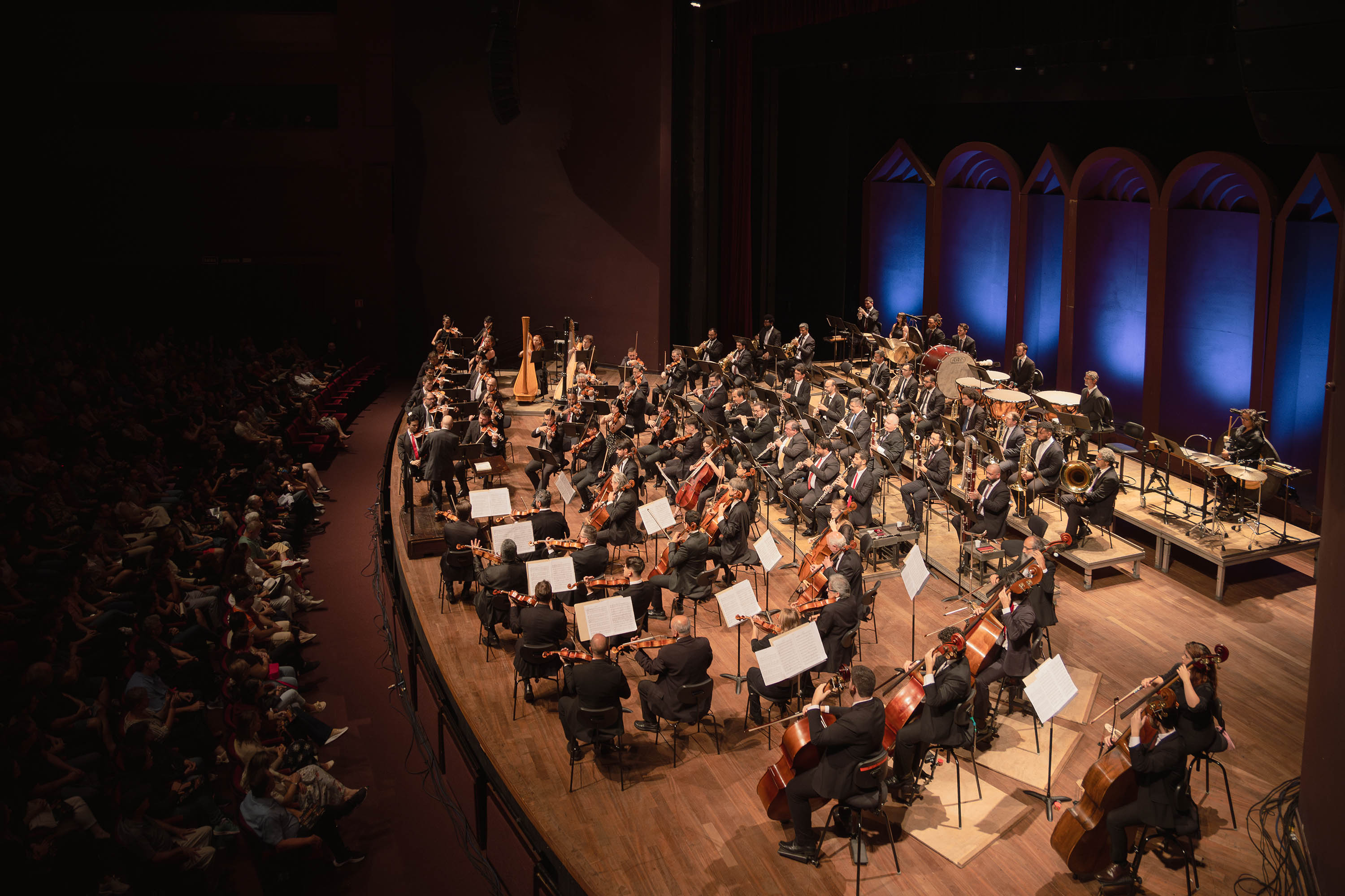 Orquestra Sinfônica do Paraná comemora 40 anos de história nesta quarta (28)