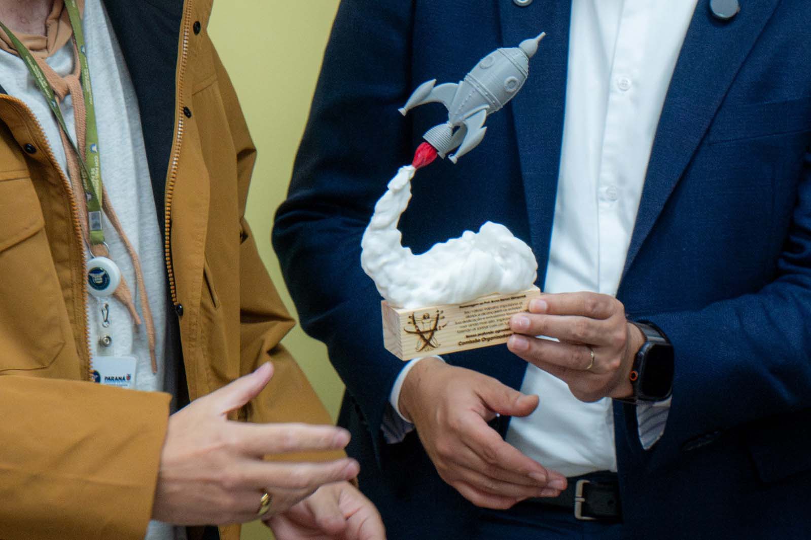 INOVAÇÃO: Alunos recebem premiação da Olimpíada Brasileira de Inovação, Ciência e Tecnologia