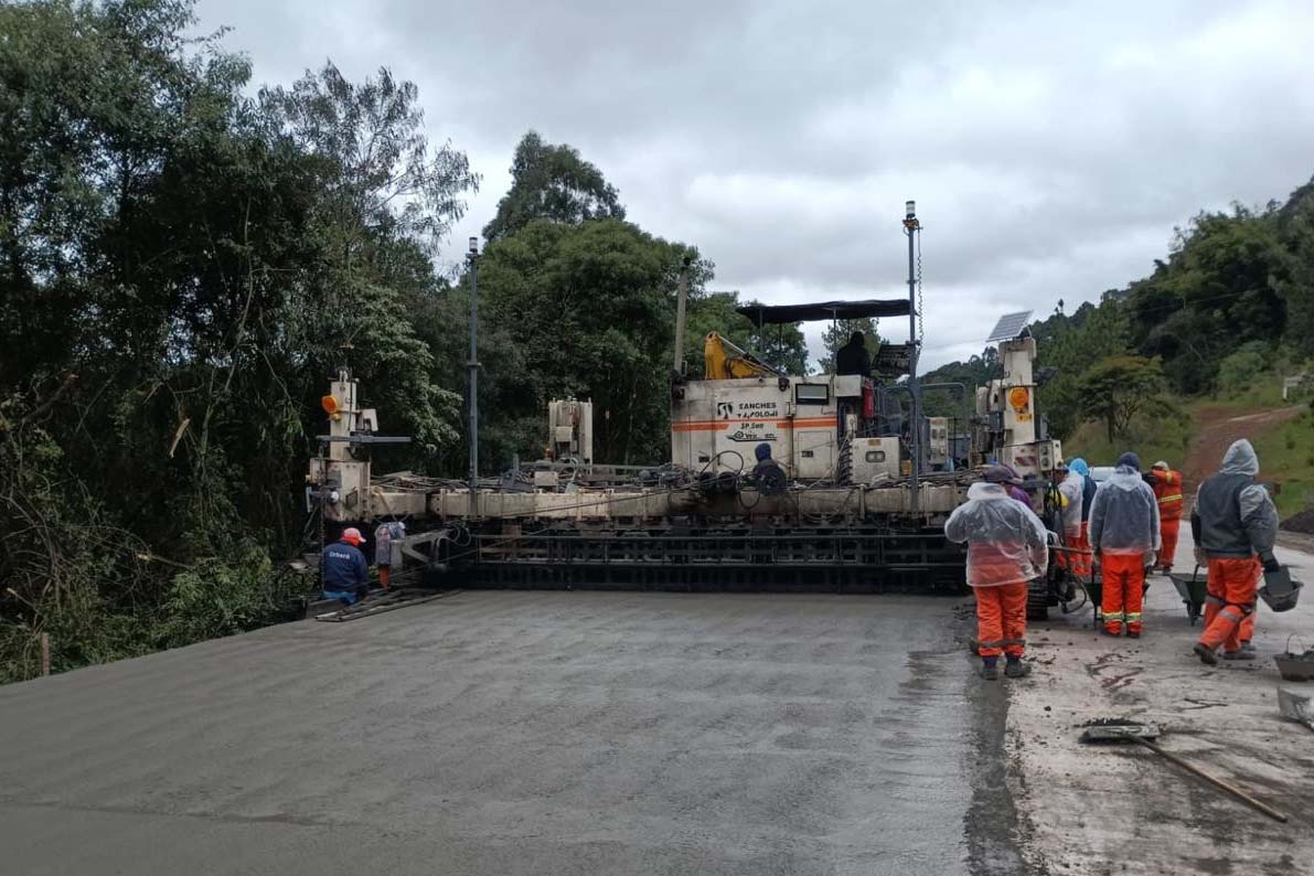 75%: concretagem de rodovia entre Clevelândia e Pato Branco deve terminar em junho