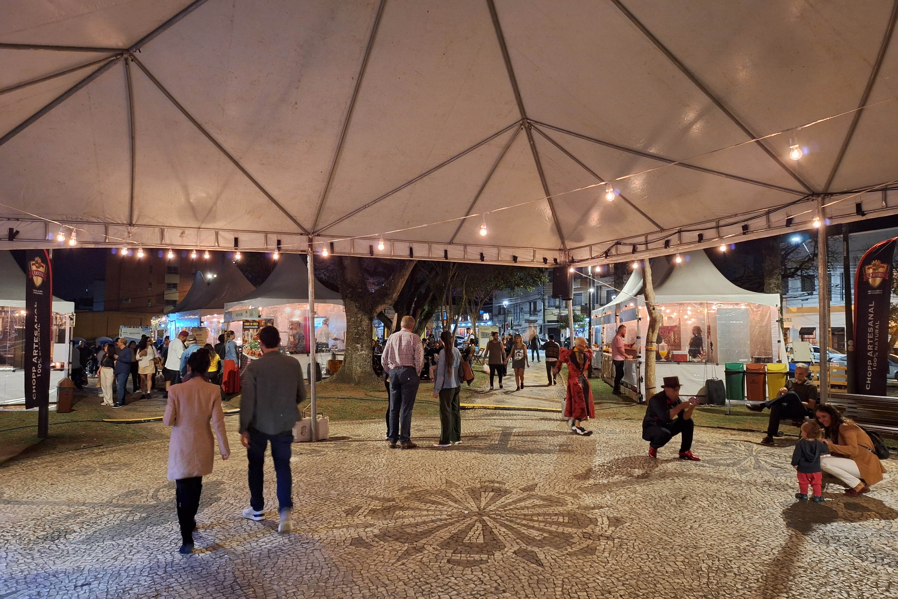 13º Festival de Inverno do Centro Histórico promove turismo, cultura e gastronomia em Curitiba