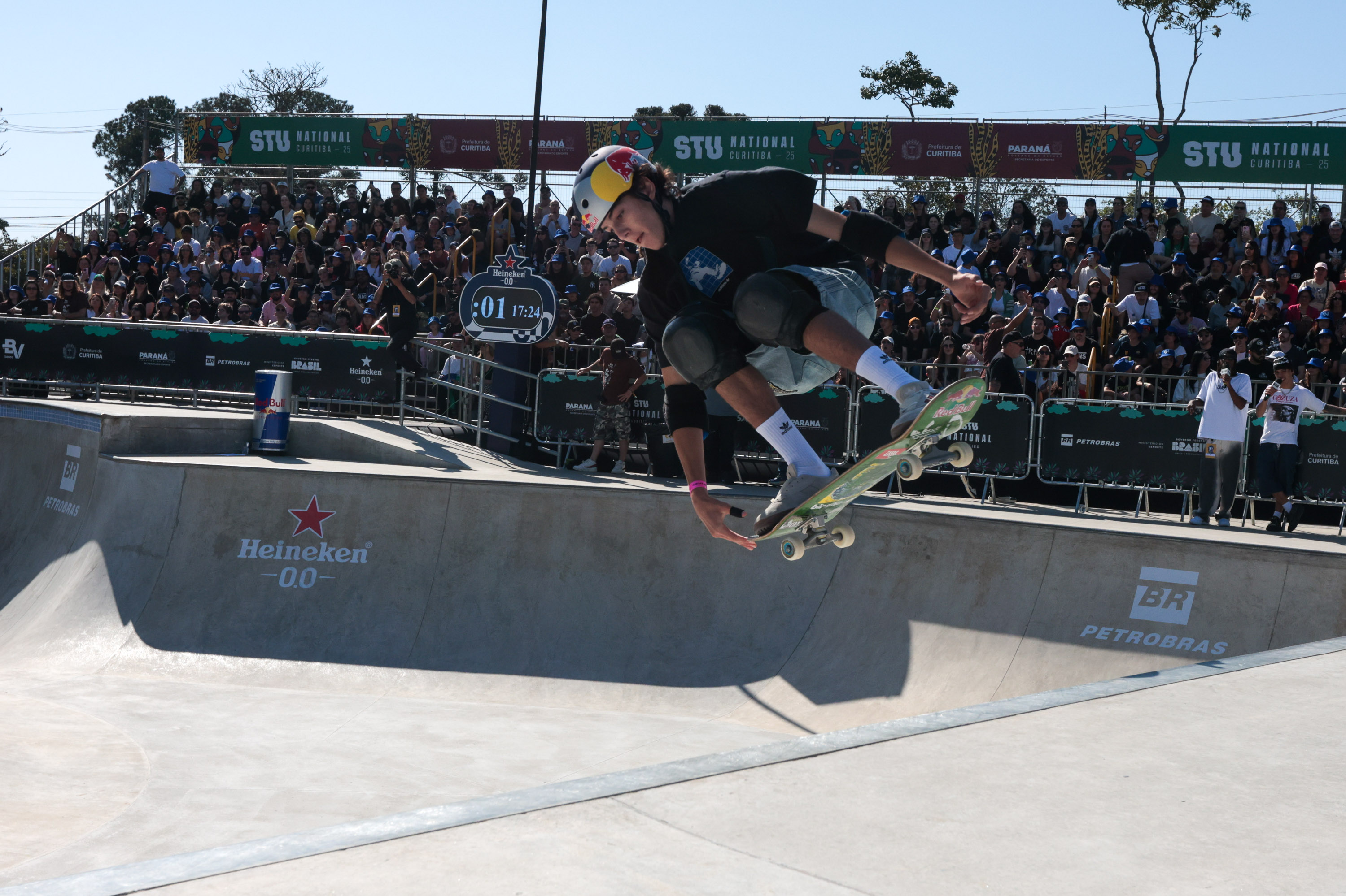 Final Park masculino  no  STU National 2025, o principal campeonato de skate do Brasil que acontece no Complexo Esportivo Tarumã, do Governo do Paraná., neste domingo (27)   Foto: Geraldo Bubniak/AEN