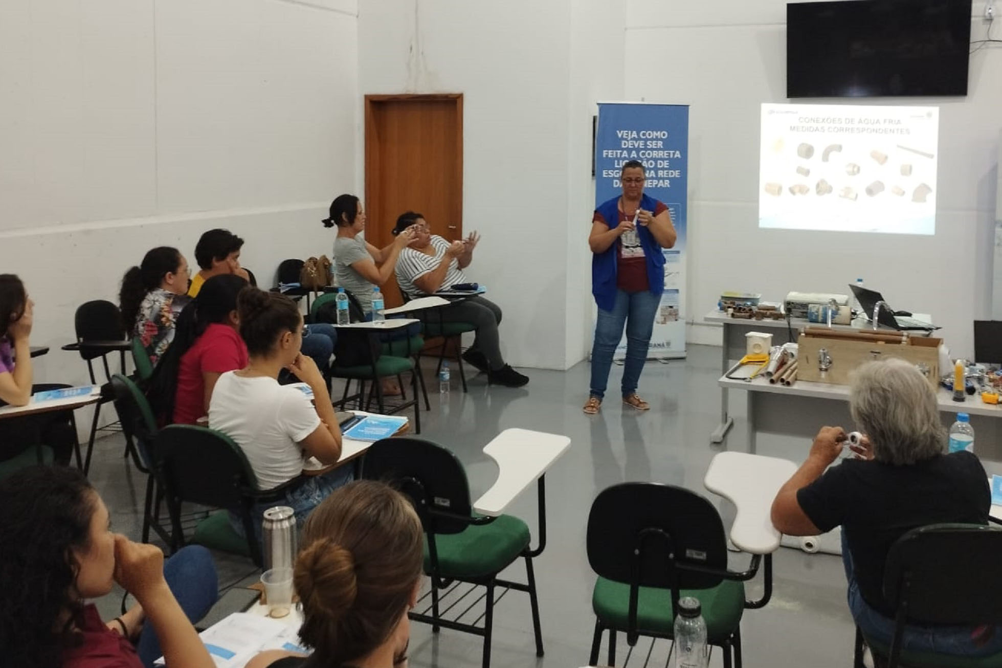 Sanepar inicia visitas residenciais em 2 mil imóveis