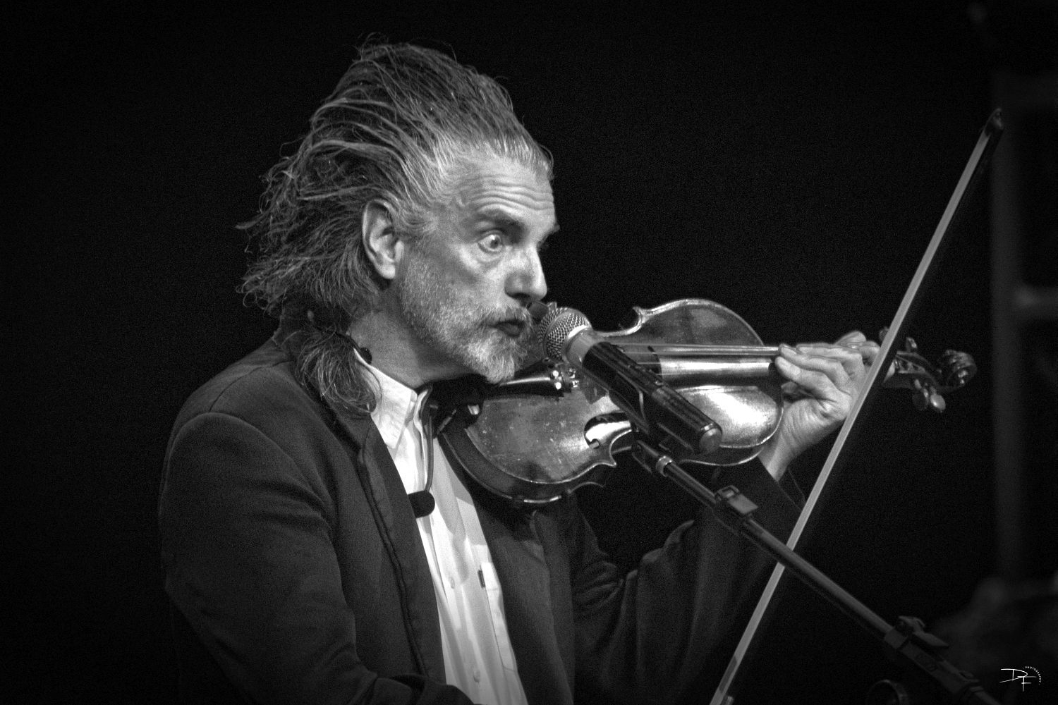 Universo musical cômico de Sbørnia Kontr’Atracka retorna ao Guairão