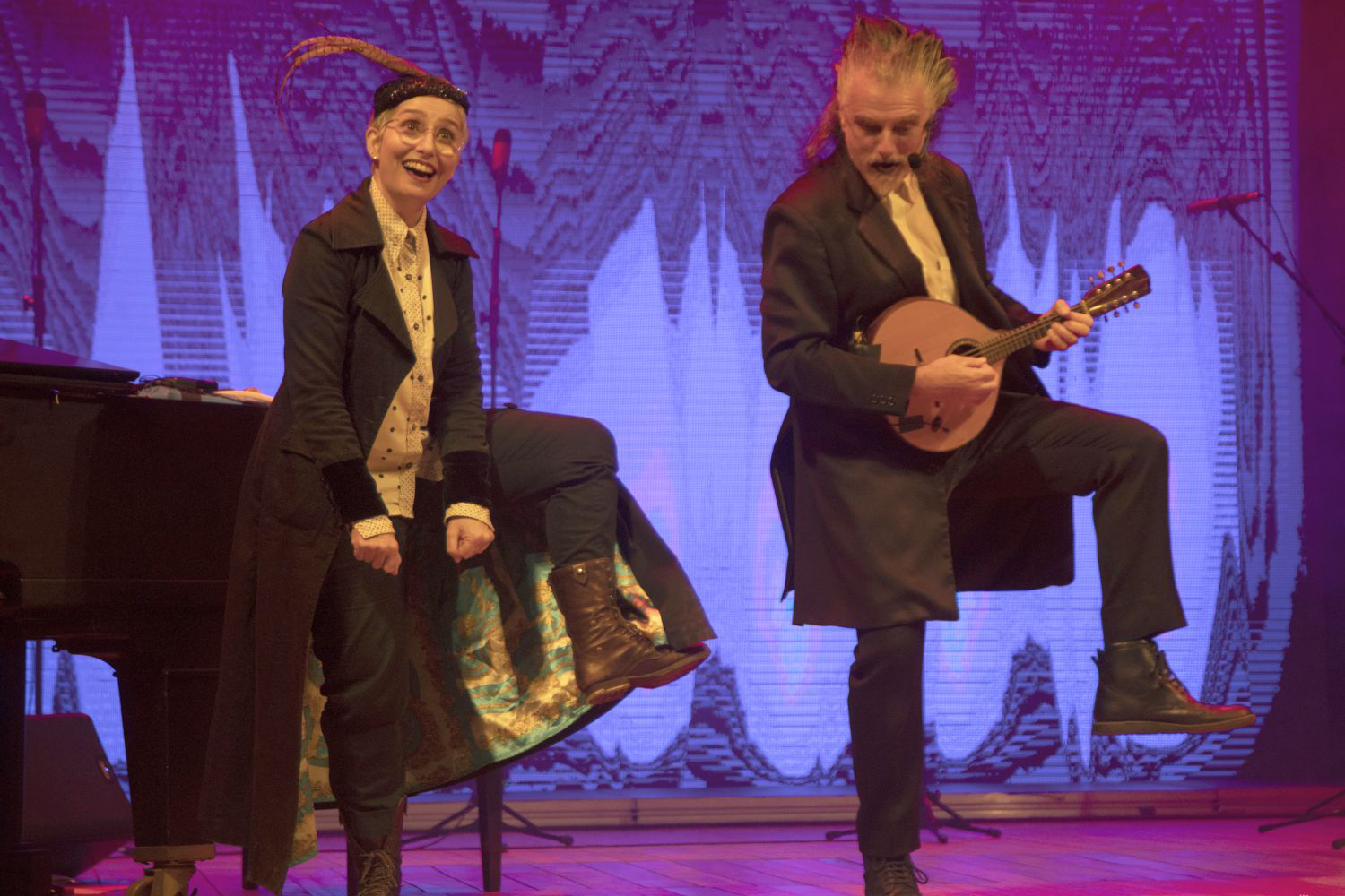 Universo musical cômico de Sbørnia Kontr’Atracka retorna ao Guairão