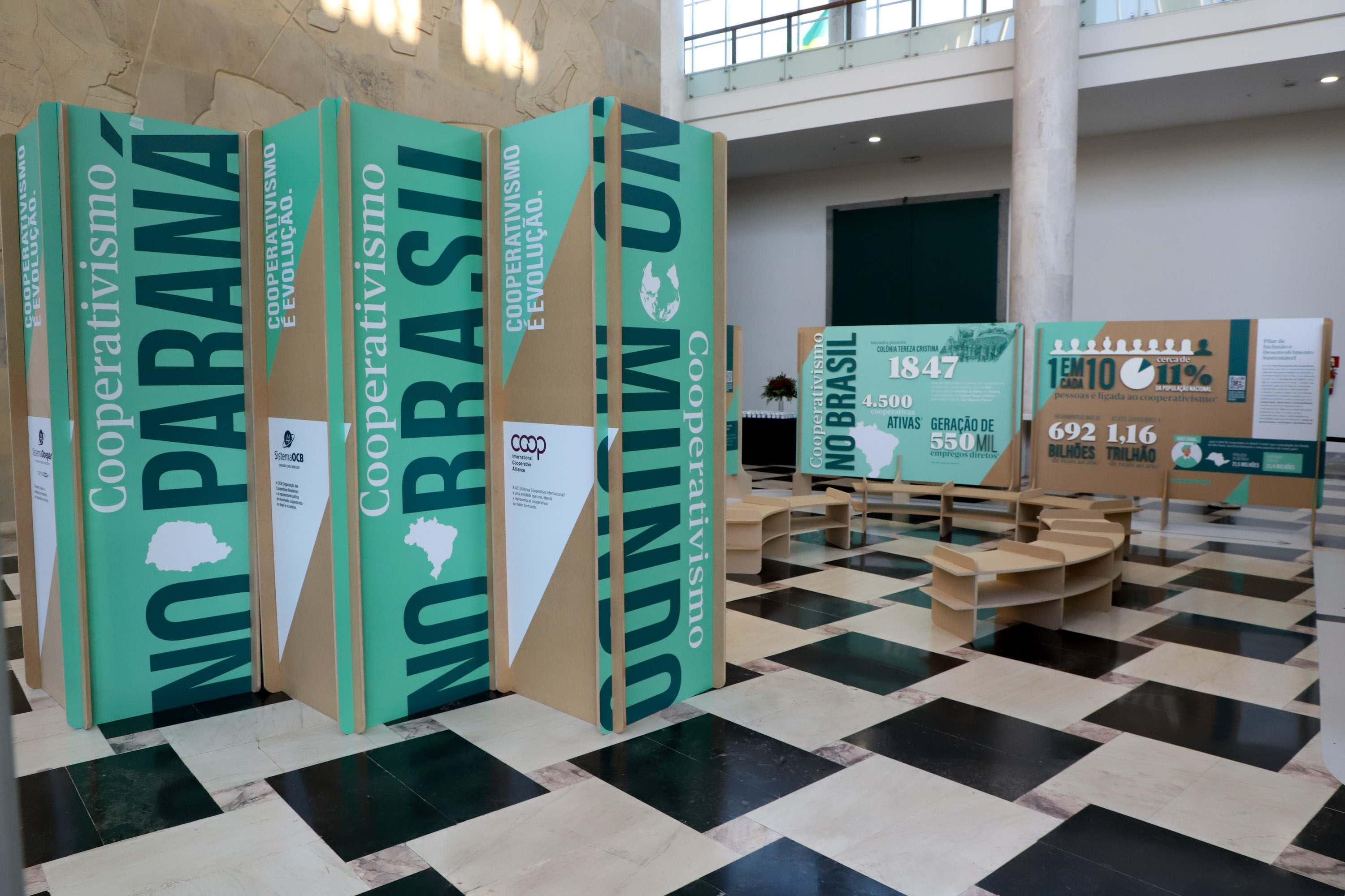 EXPOSIÇÃO 100 ANOS FRISIA