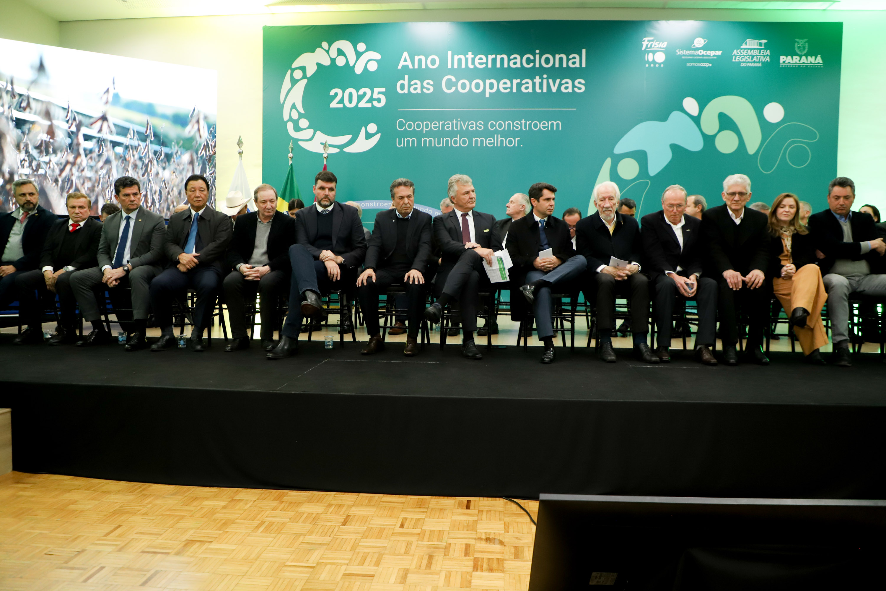 EXPOSIÇÃO 100 ANOS FRISIA