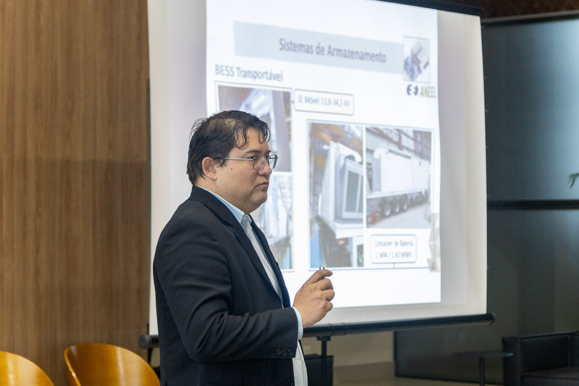 Copel estuda ampliar testes de energia em baterias para o setor de proteína animal, em conjunto com Ocepar