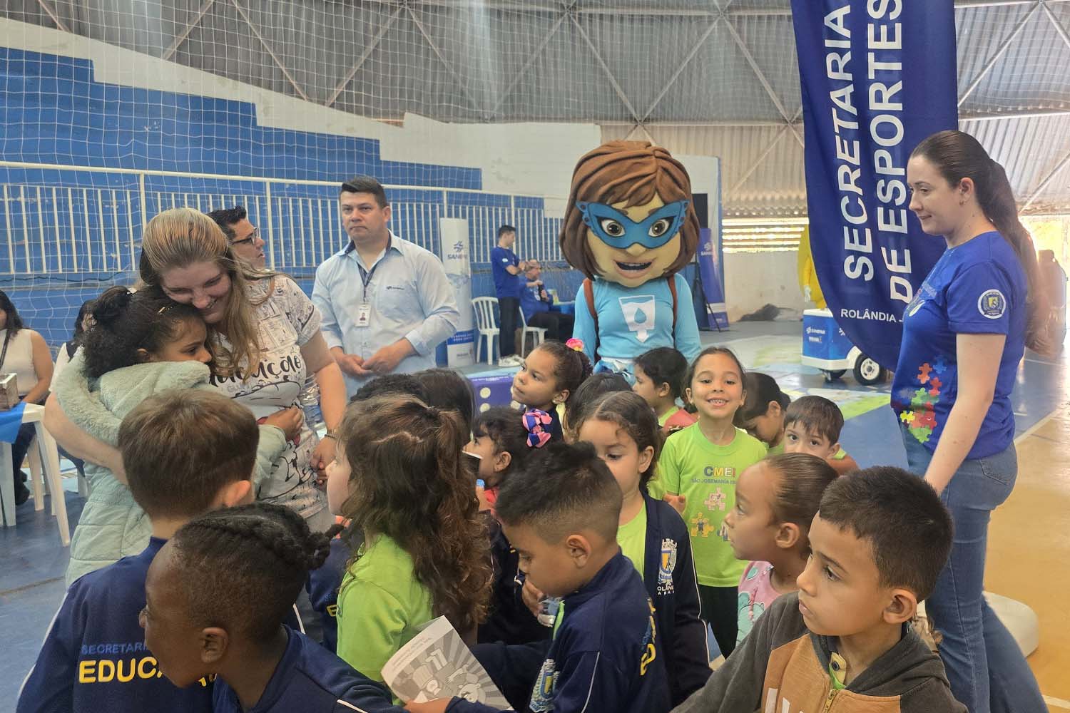 Sanepar Perto de Você movimenta comunidade de Rolândia