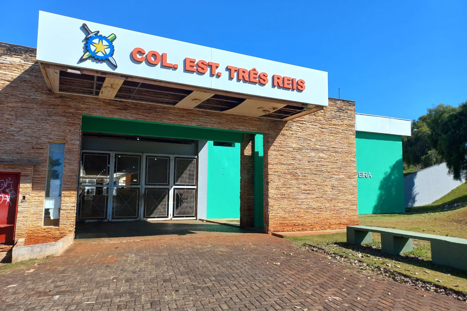 Programa Parceiro da Escola revitaliza e transforma espaços em escolas estaduais no Paraná