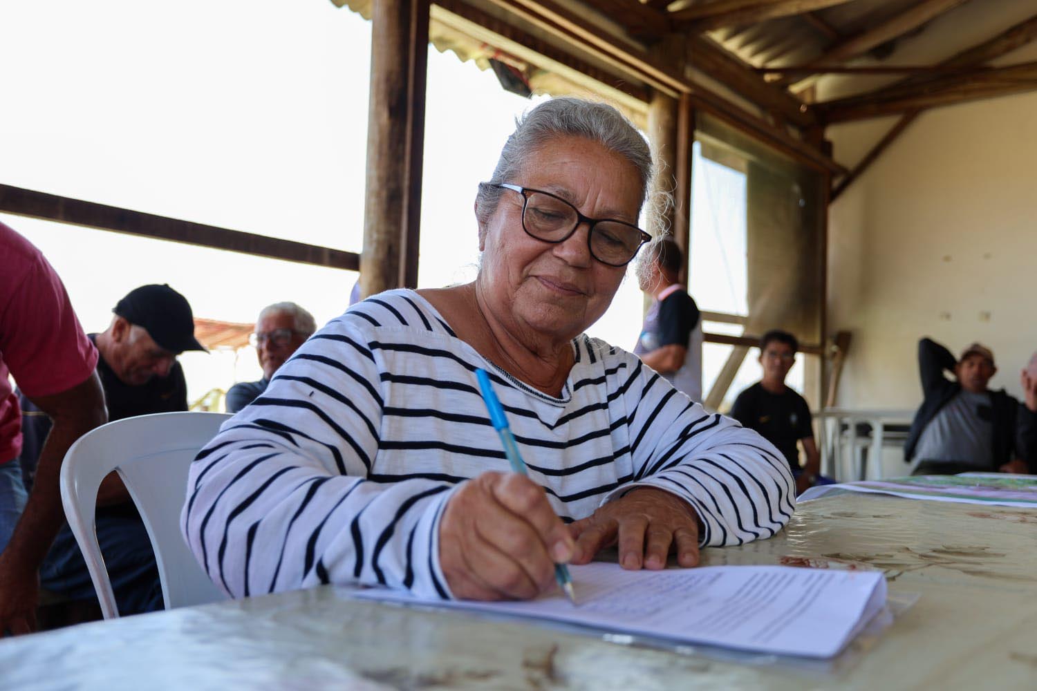 Projeto da Copel para energia no Oeste da Ilha do Mel é aprovado pela comunidade local