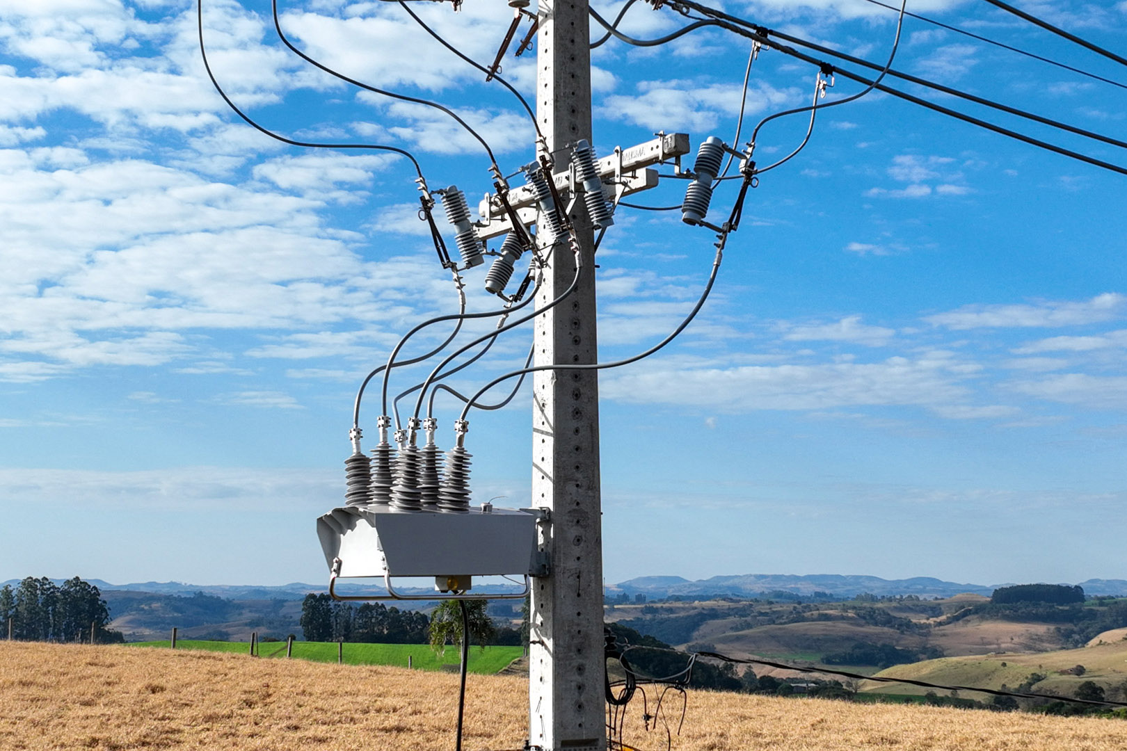 Copel - Bateria móvel da Copel começa a operar em Palmital e reforça infraestrutura energética regional