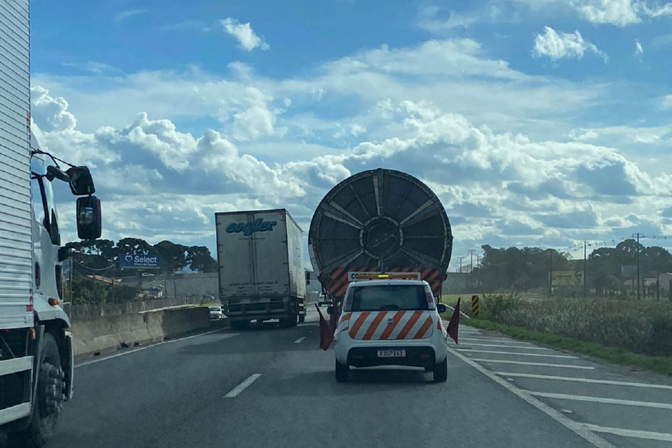 Sanepar recebe equipamentos gigantes para obra em ETE de Londrina