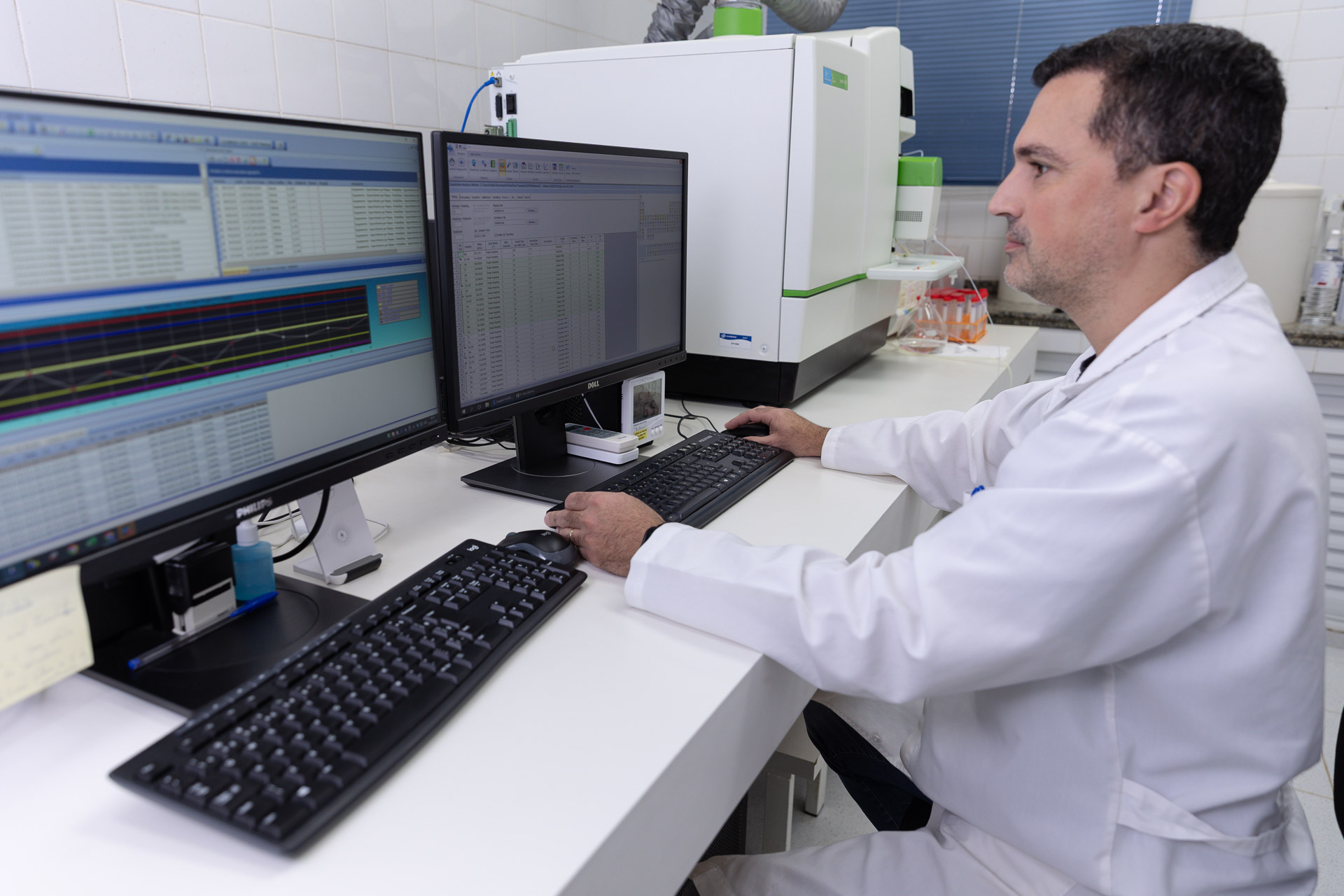 Água distribuída pela Sanepar tem controle de qualidade padrão ISO