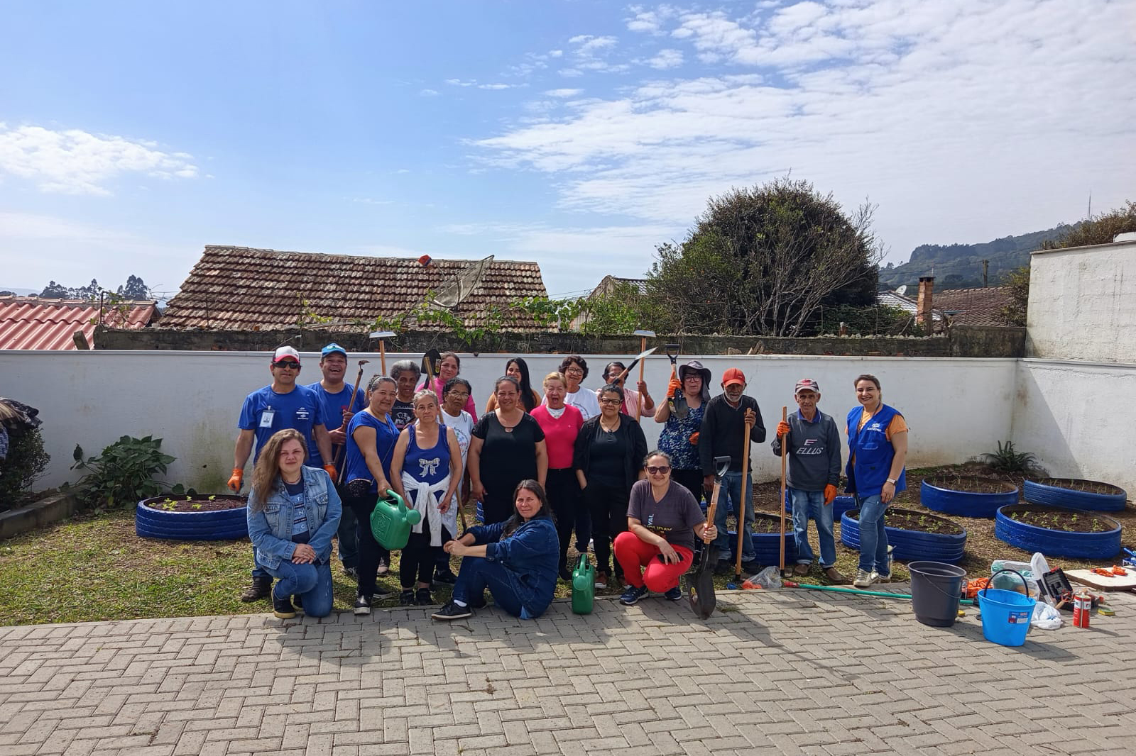 Sanepar ensina a cultivar hortas comunitárias