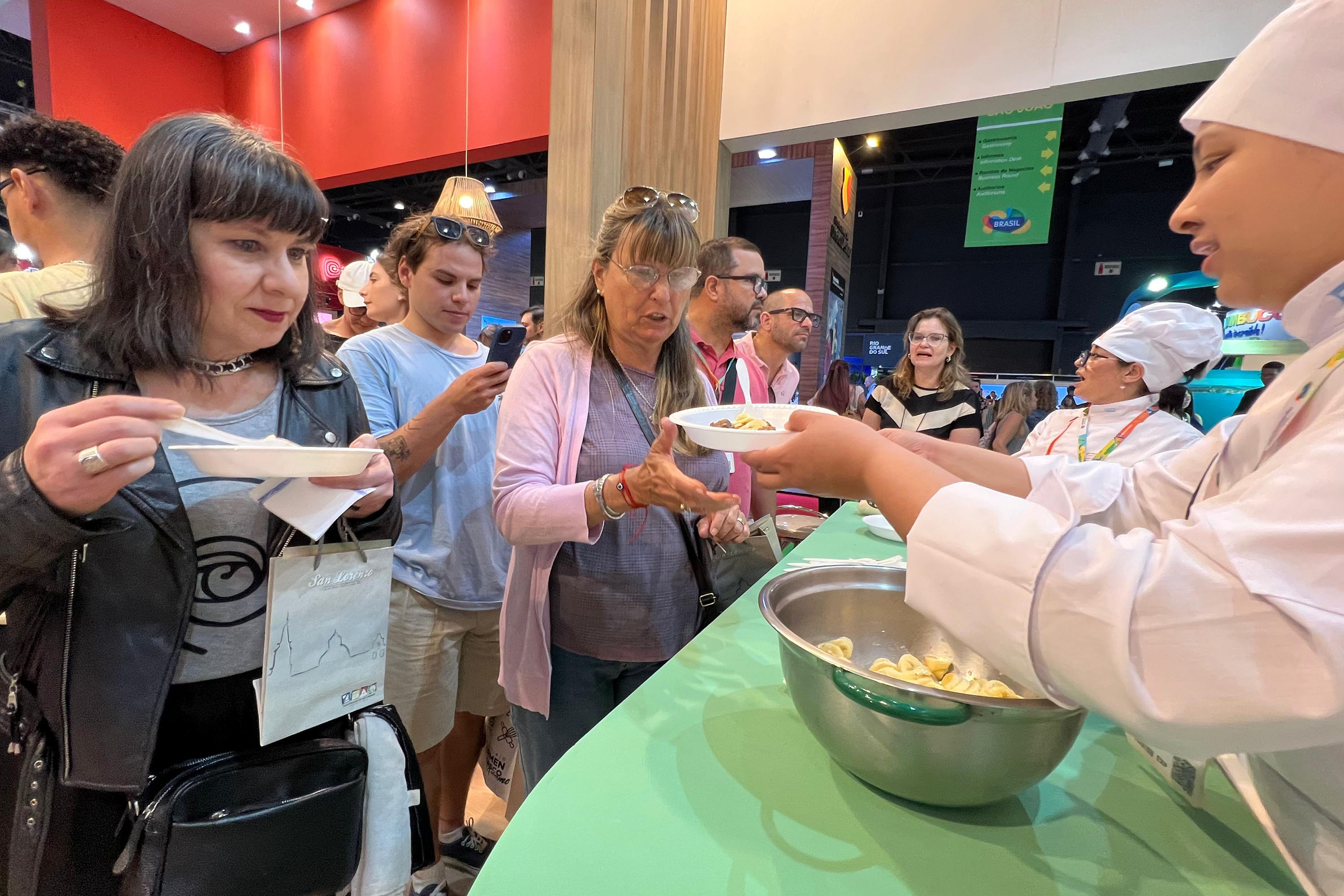 Foco no Exterior: Viaje Paraná levará atrativos, serviços e coexpositores a feira turística em Buenos Aires