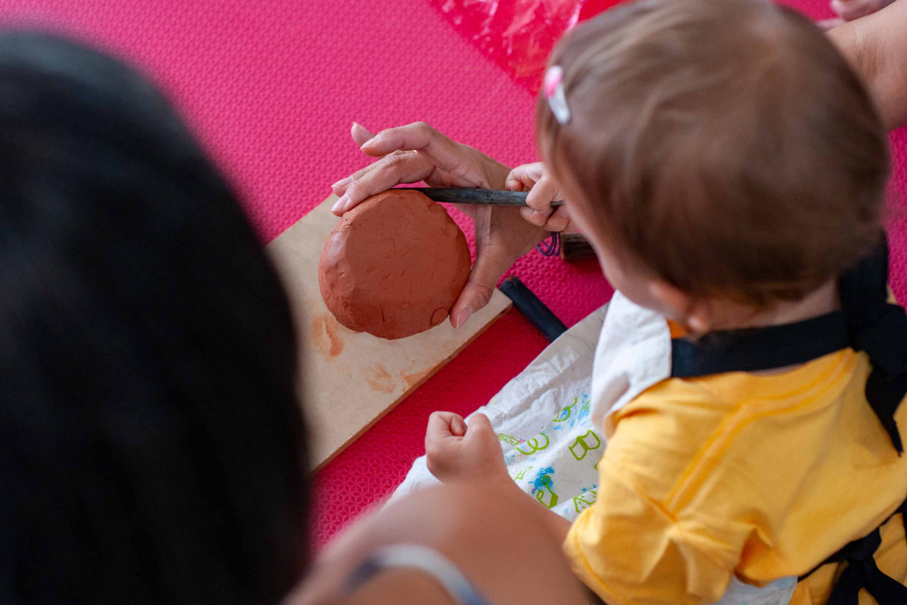 MON realiza oficina sensorial para bebês de 2 a 3 anos