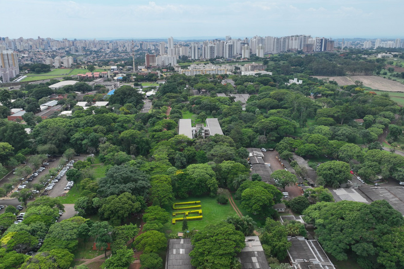 UEL celebra 55 anos com reconhecimento nacional e ações que integram a comunidade acadêmica