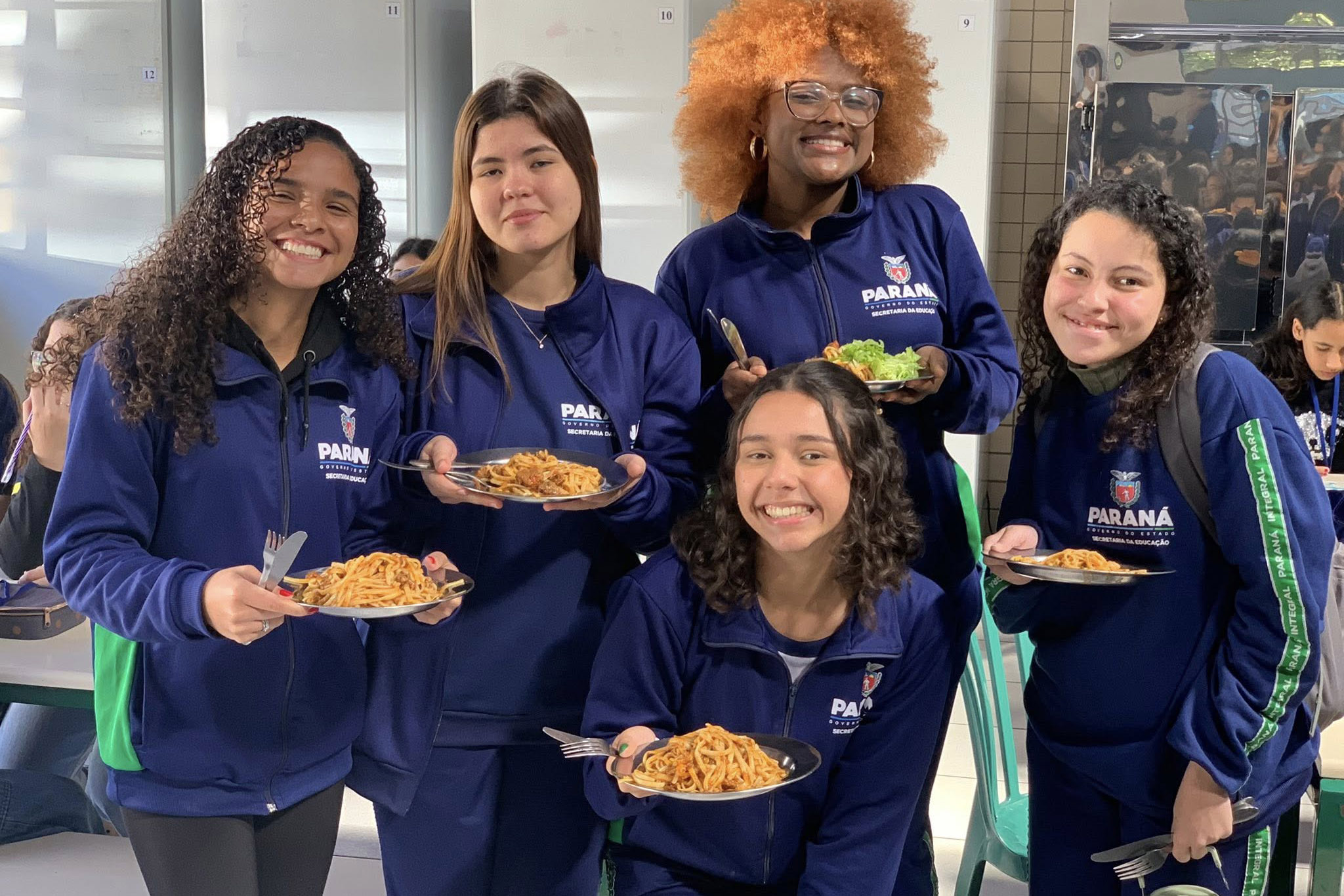 -Paraná investe R$ 560 milhões por ano e garante cardápio nutritivo e variado nas escolas