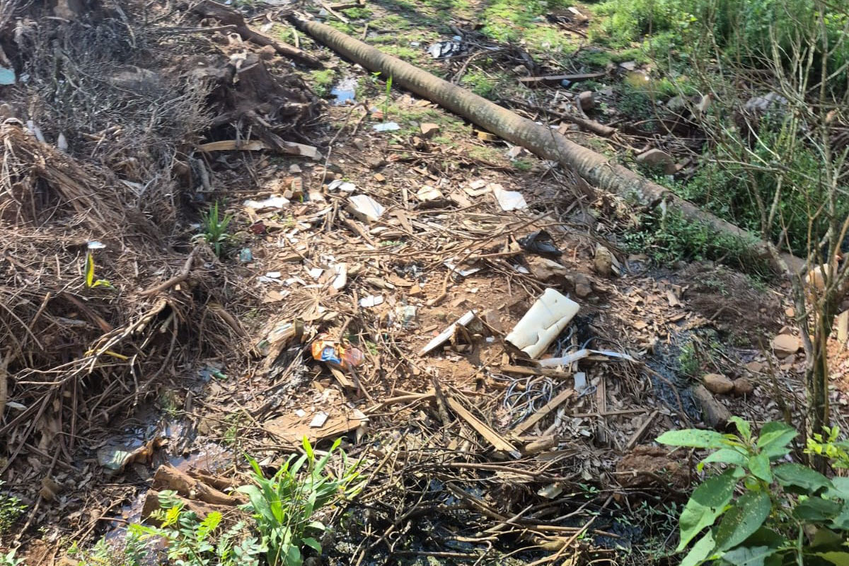 Instituto Água e Terra multou em R$ 25 mil a prefeitura de Cruz Machado pela utilização irregular de equipamentos do município para a prática de crimes ambientais