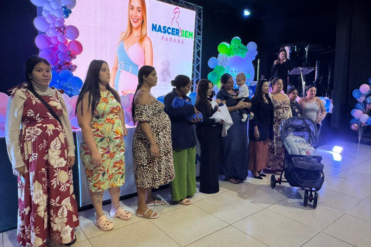 SEDEF - Governo entrega os primeiros kits para recém-nascidos do Programa Nascer Bem