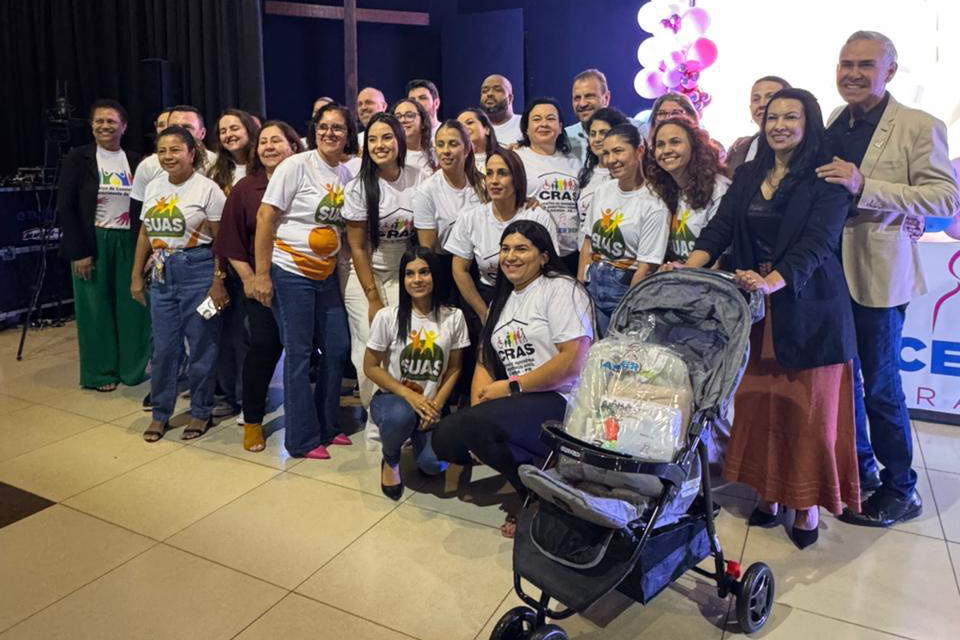 SEDEF - Governo entrega os primeiros kits para recém-nascidos do Programa Nascer Bem