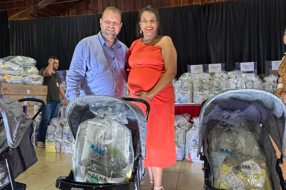 SEDEF - Governo entrega os primeiros kits para recém-nascidos do Programa Nascer Bem