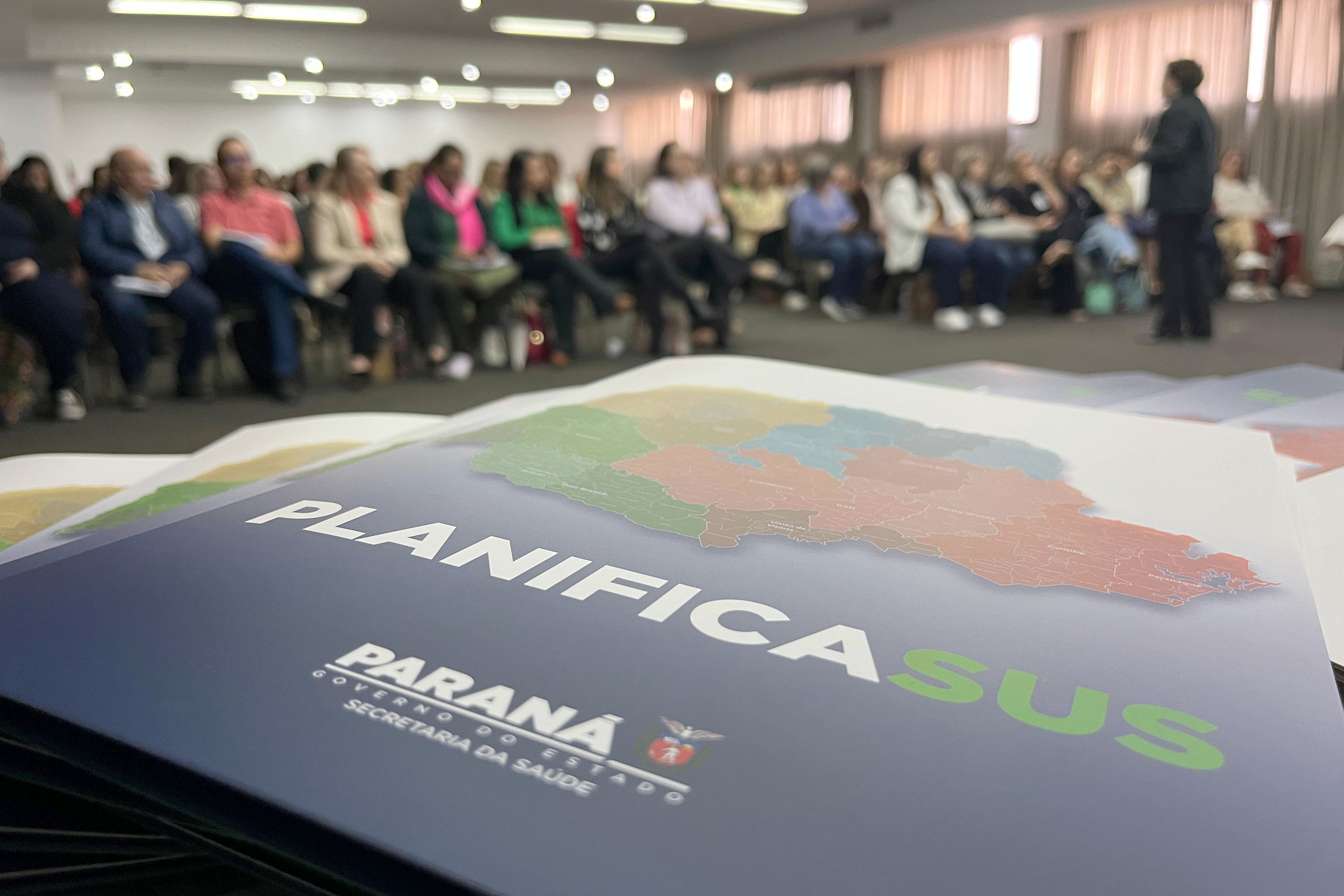 Sesa qualifica mais de 18 mil profissionais pelo PlanificaSUS Paraná em 2025