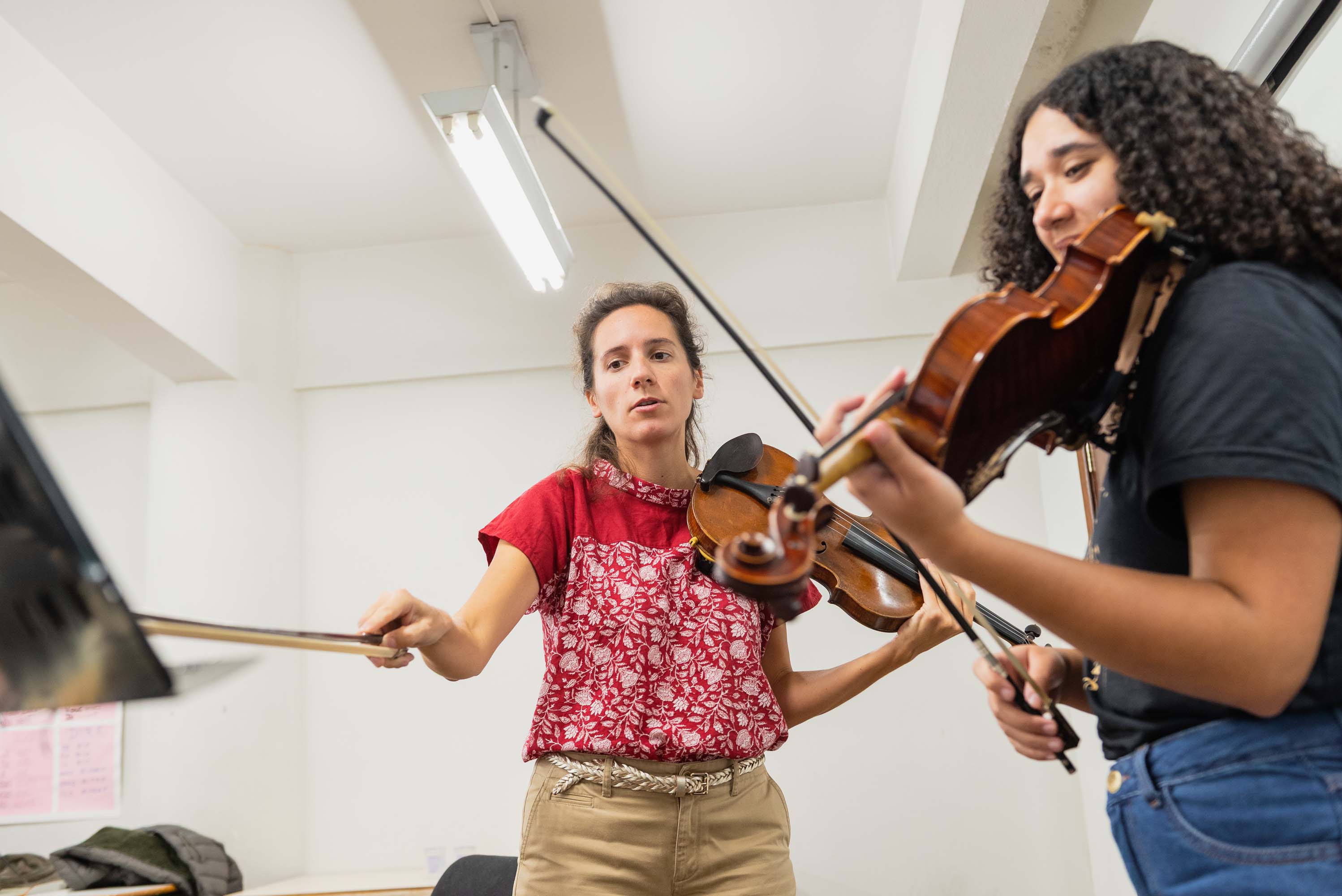 Solistas da Orquestra da Ópera de Paris ministram masterclasses de música na Embap