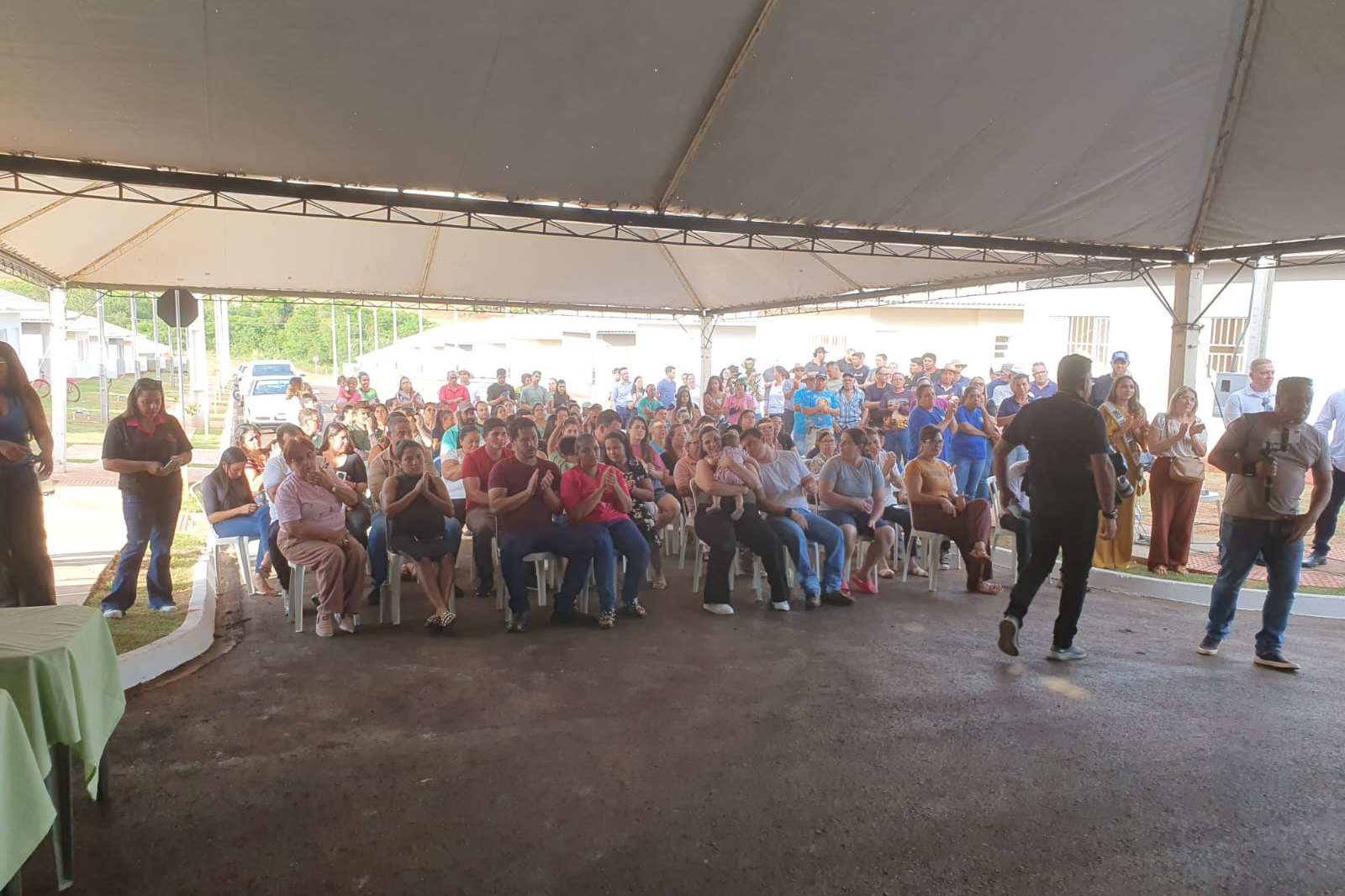 Com recursos do Estado, Cohapar entrega novo residencial no município de Quinta do Sol