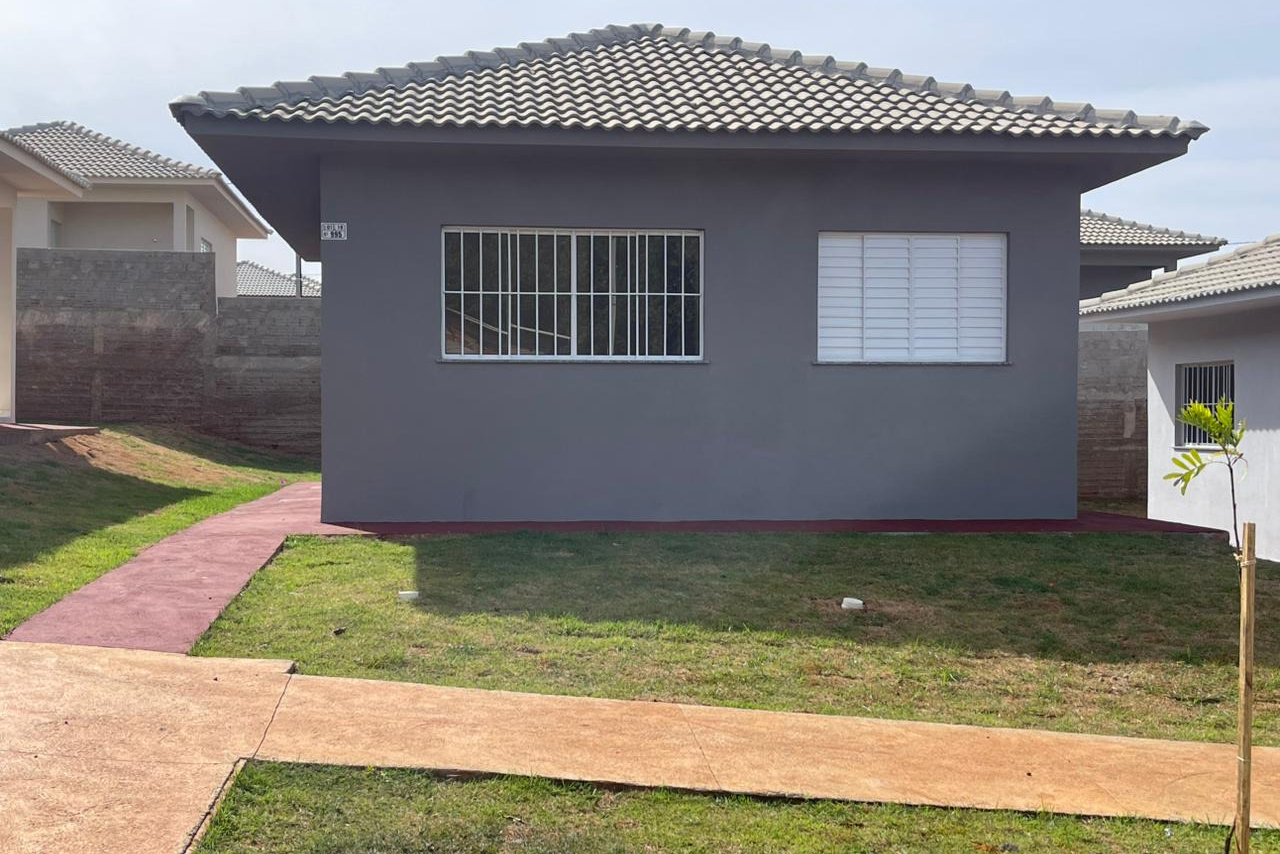 Com recursos do Estado, Cohapar entrega novo residencial no município de Quinta do Sol