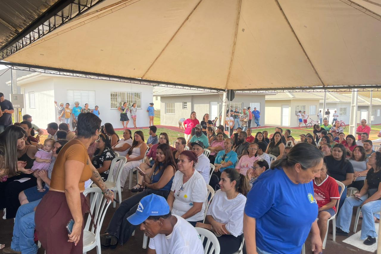 Com recursos do Estado, Cohapar entrega novo residencial no município de Quinta do Sol