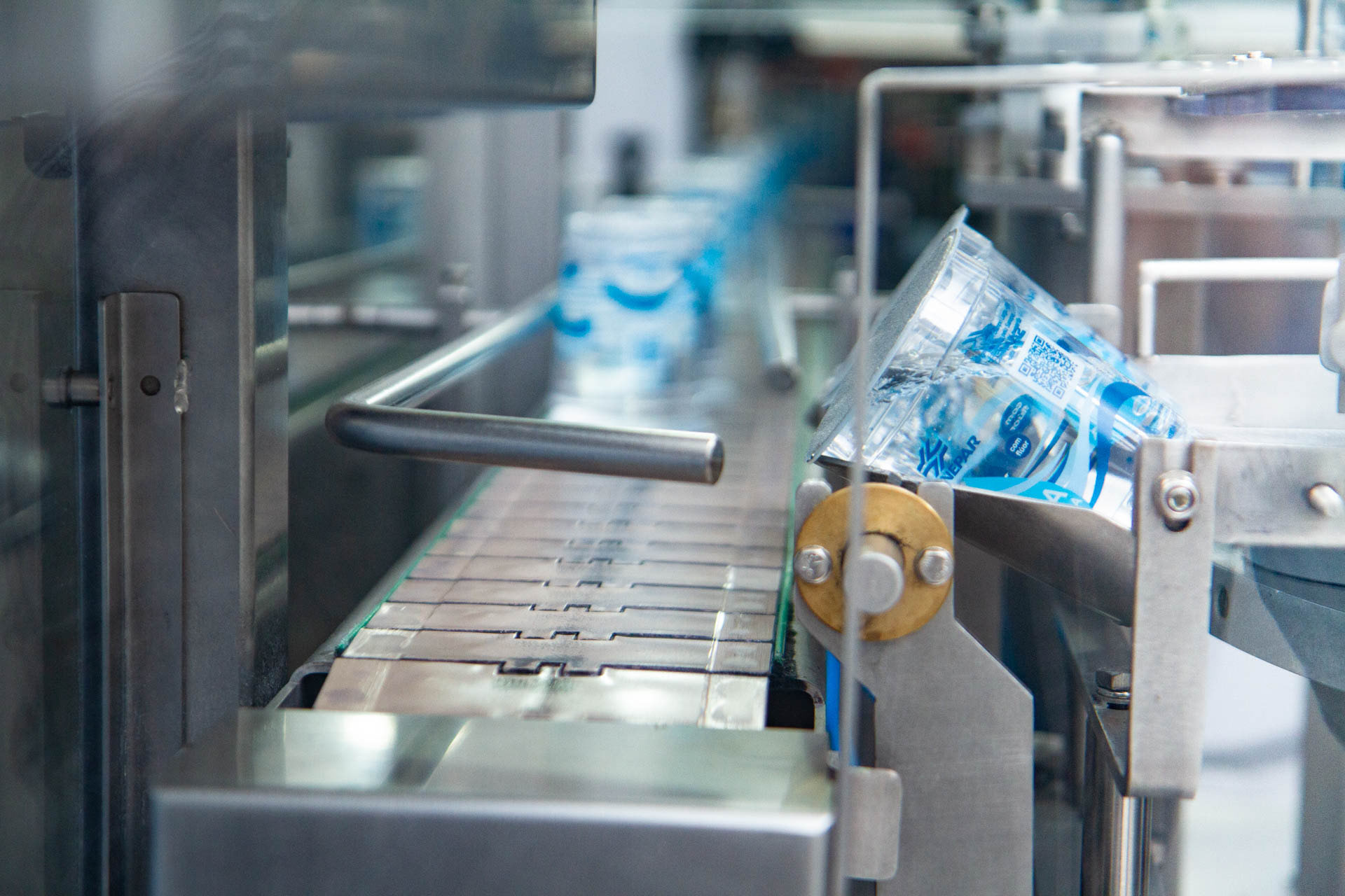 Sanepar vai destinar 100% da sua produção de copos d’água para Rio Bonito do Iguaçu