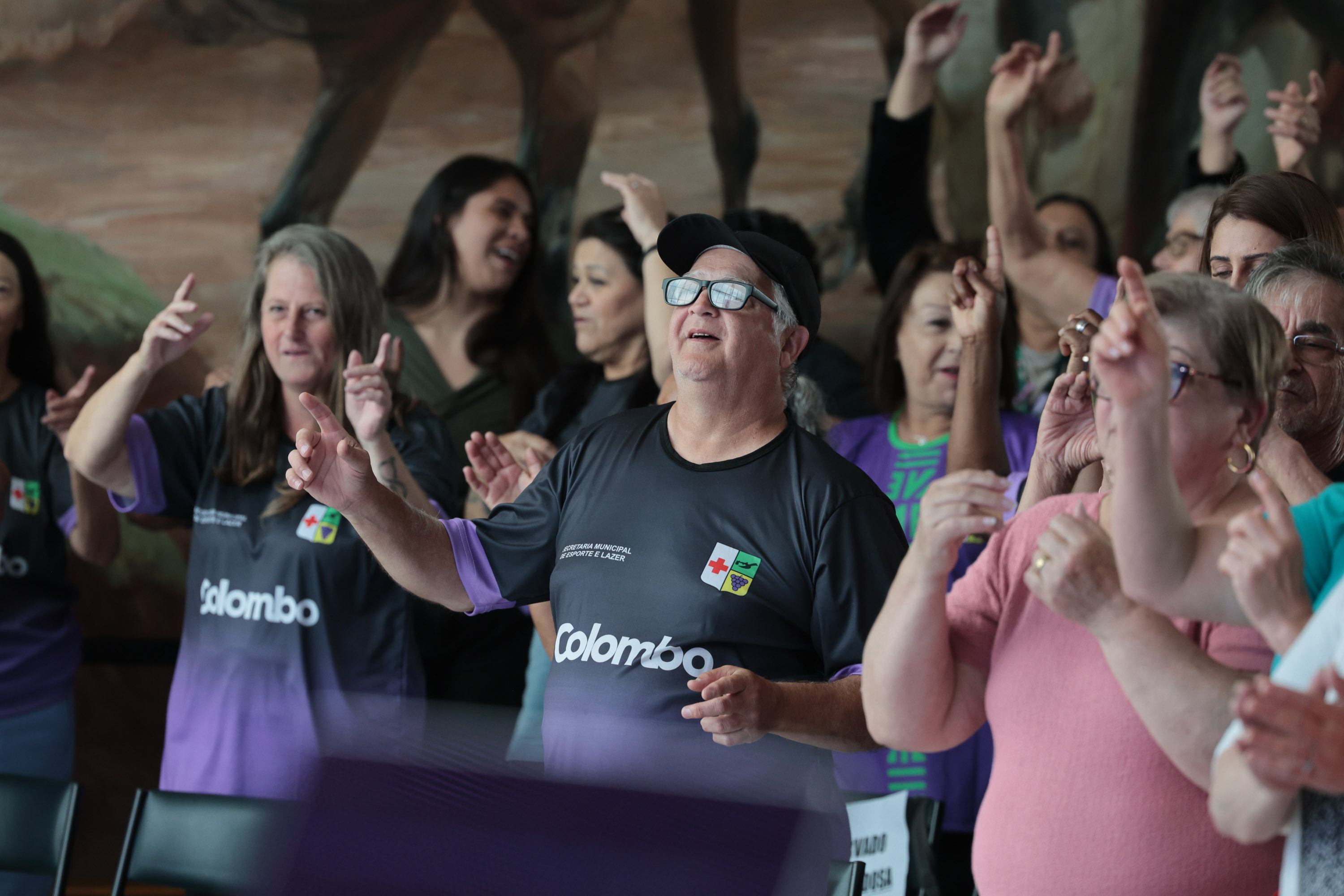 Lançamento do Paraná Amigo da Pessoa Idosa + repasse 399 cidades + Bolsa Cuidador