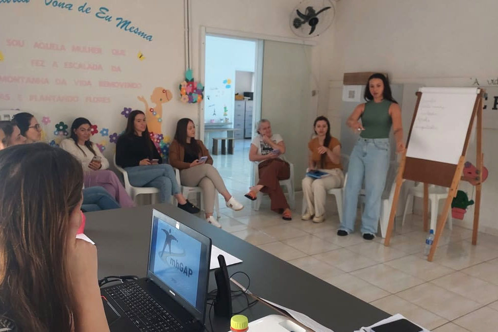 PlanificaSUS Paraná qualifica profissionais da Atenção Primária para atendimento em Saúde Mental