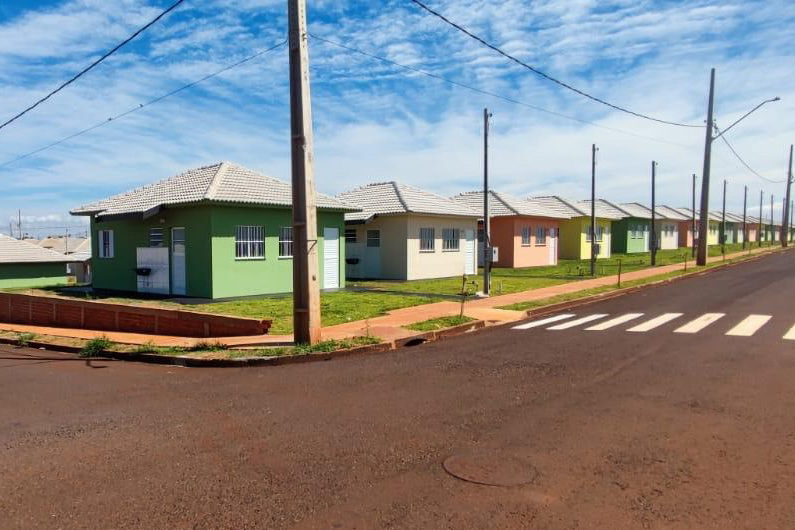 COHAPAR - Entrega Resid. Nelson de Vidis em Alvorada do Sul