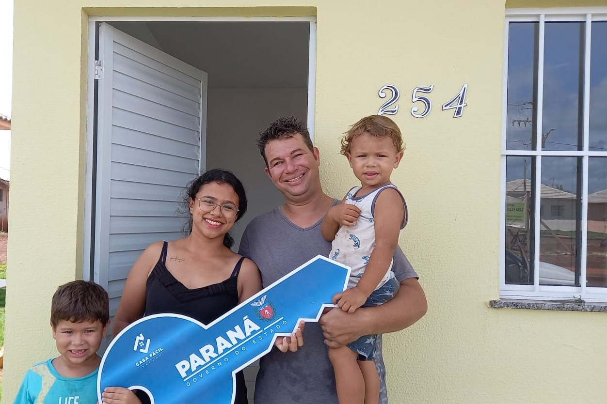 COHAPAR - Entrega Resid. Nelson de Vidis em Alvorada do Sul