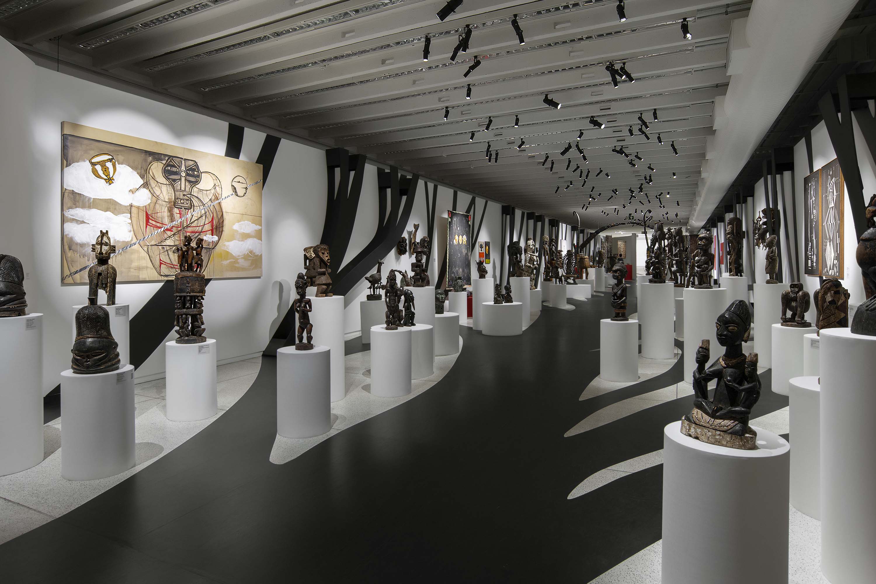 Exposição africana do MON ganha novo diálogo com o contemporâneo 