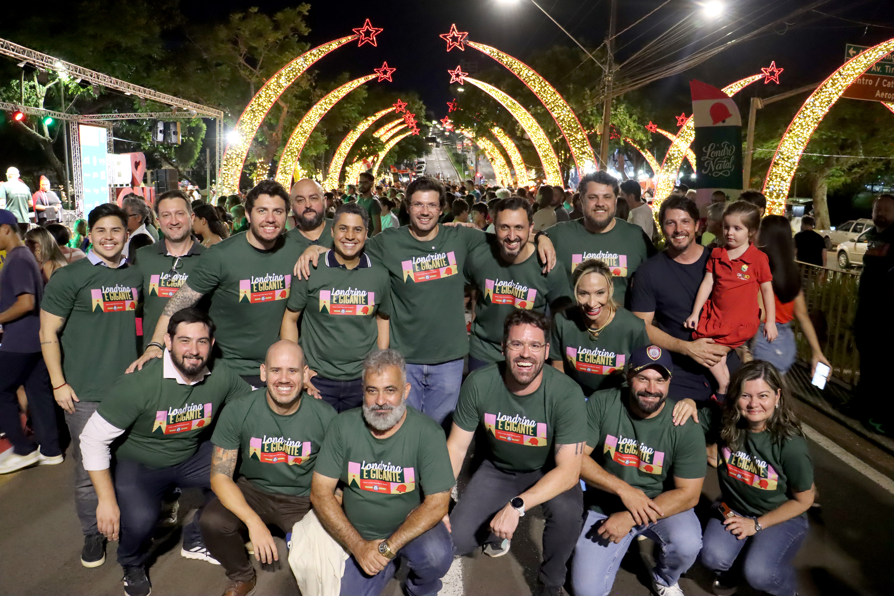 Maior Papai Noel do mundo fica no Paraná