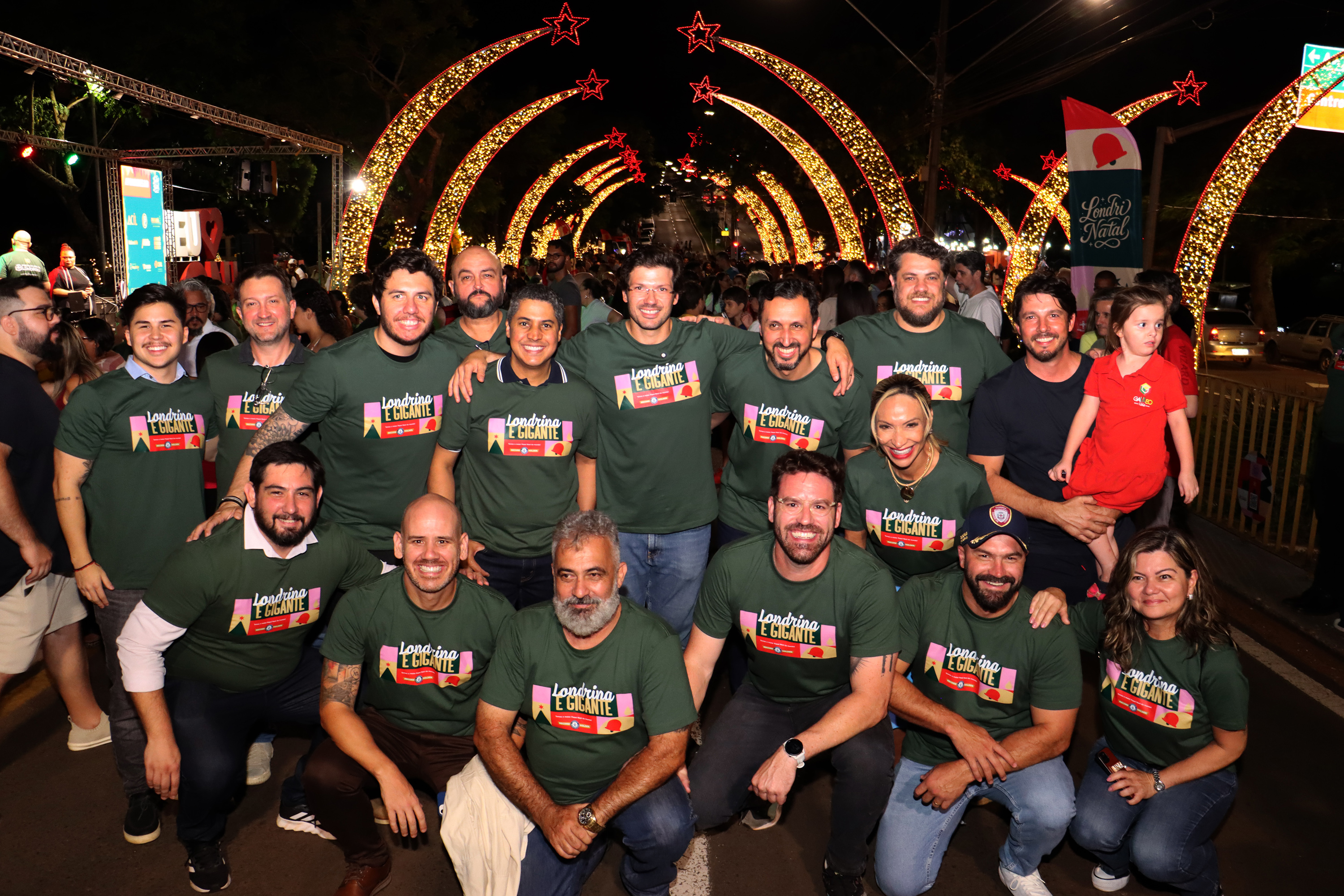 Maior Papai Noel do mundo fica no Paraná